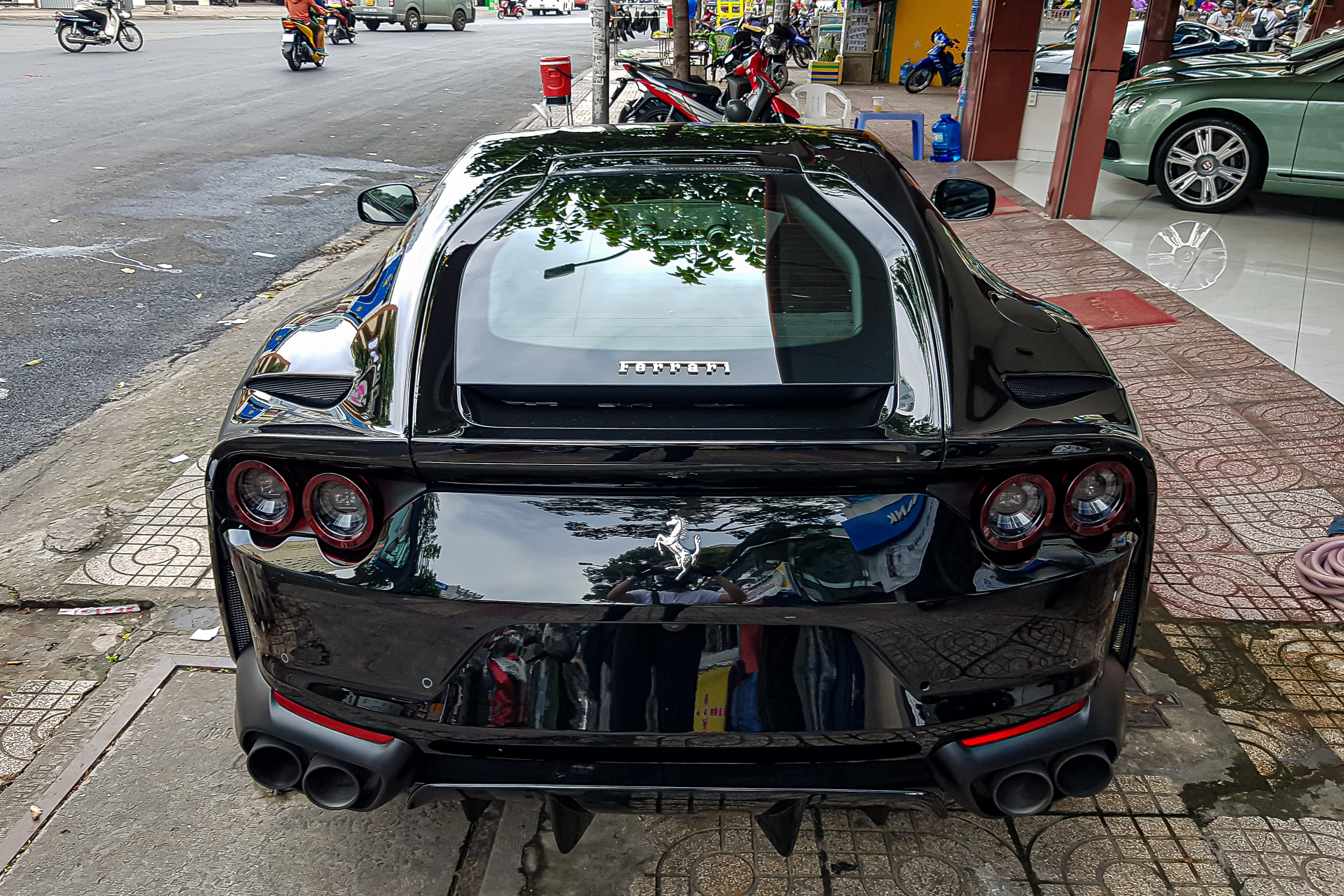 ferrari,  812,  812 superfast,  ferrari 812,  ferrari 812 superfast,  sieu xe,  sieu xe viet nam anh 8