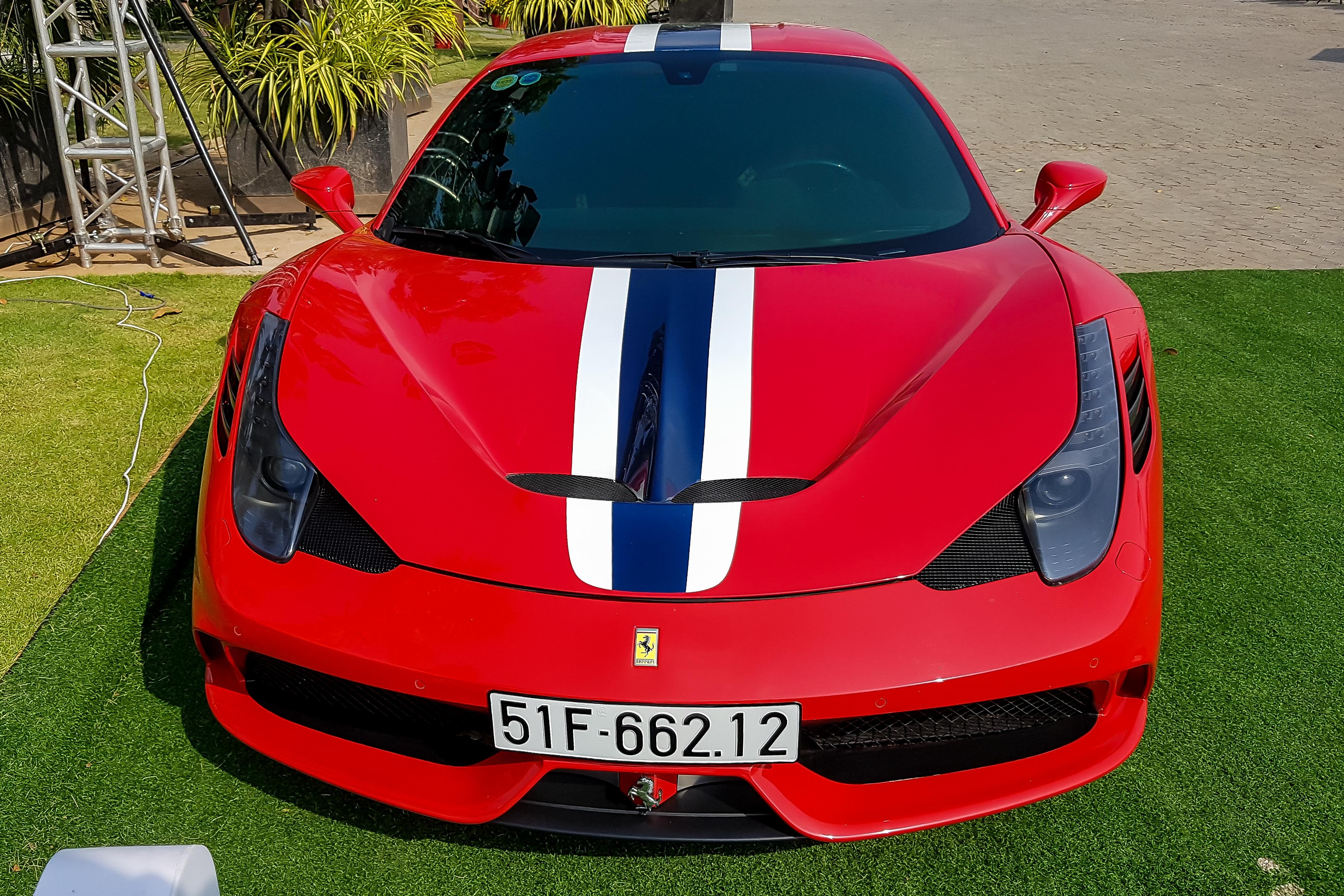 ferrari,  ford mustang,  chevrolet camaro,  camaro,  mustang,  lotus,  f12,  458 spider,  458 italia,  458 speciale,  f430,  f430 spider,  f355,  355 f1,  355 f1 spider,  audi r8,  audi,  r8,  shelby,  lotus elise,  porsche 911,  911,  porsche anh 3