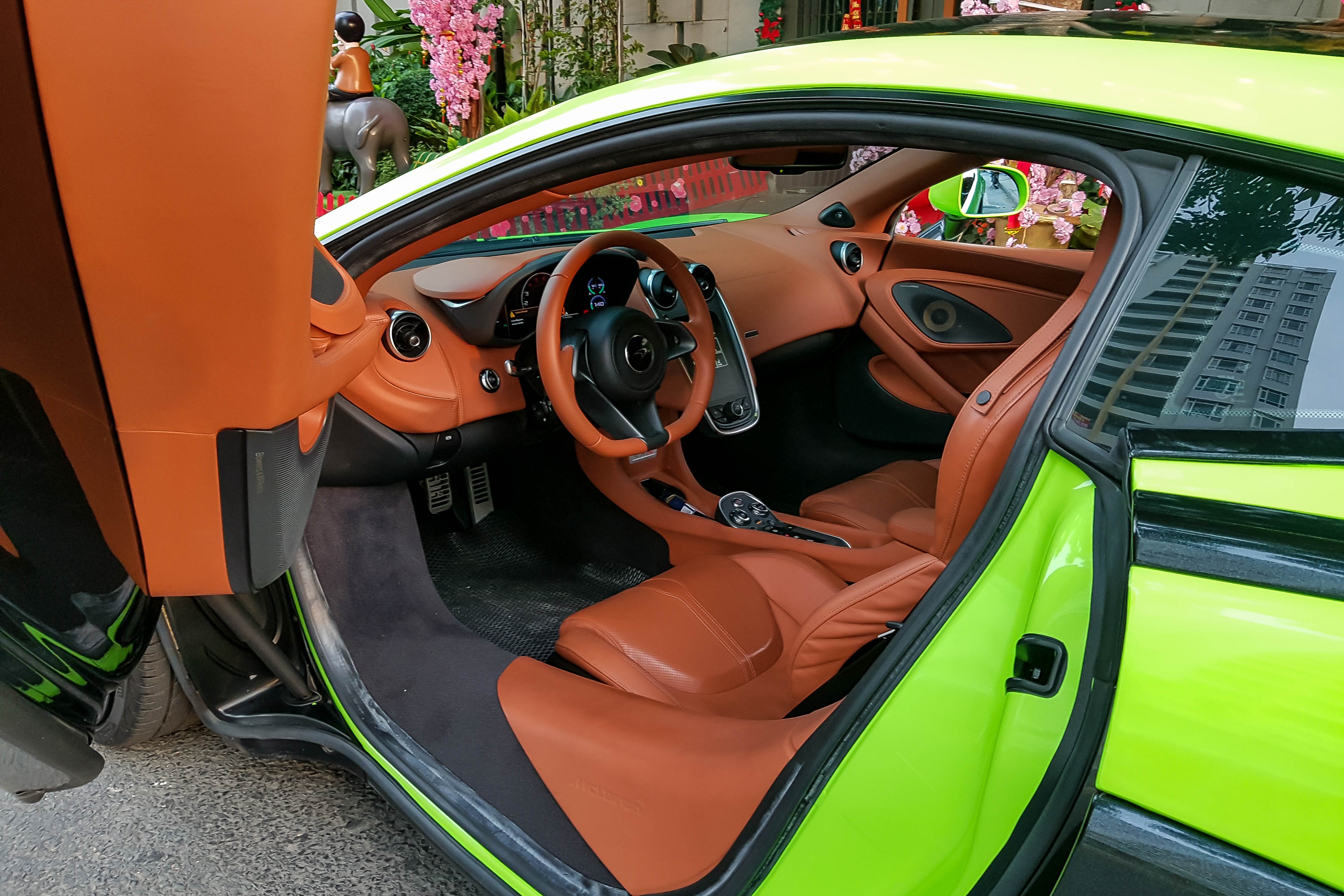 McLaren 570S voi goi do Vorsteiner hang doc tai Viet Nam anh 5