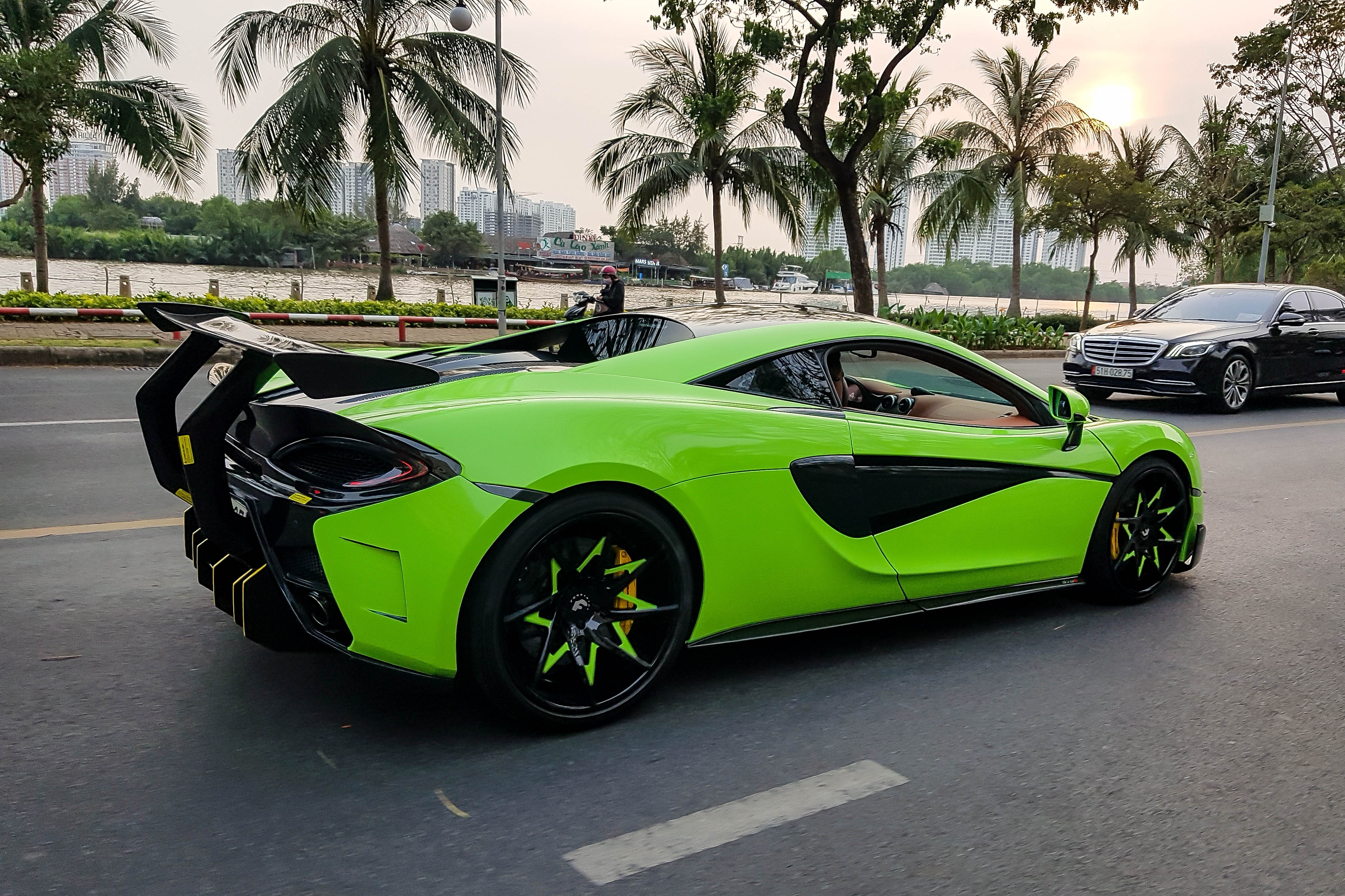 McLaren 570S voi goi do Vorsteiner hang doc tai Viet Nam anh 8