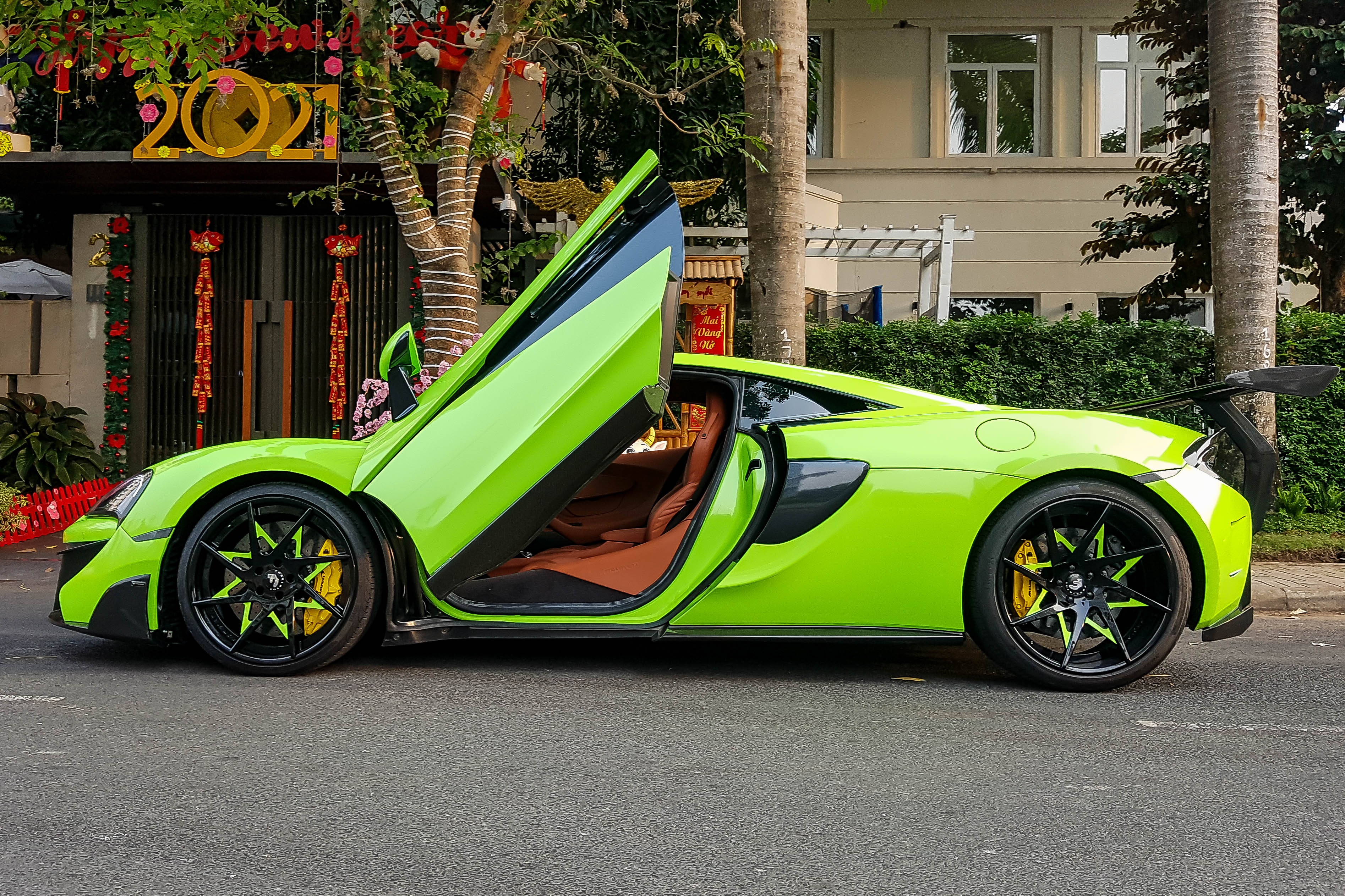 McLaren 570S voi goi do Vorsteiner hang doc tai Viet Nam anh 10