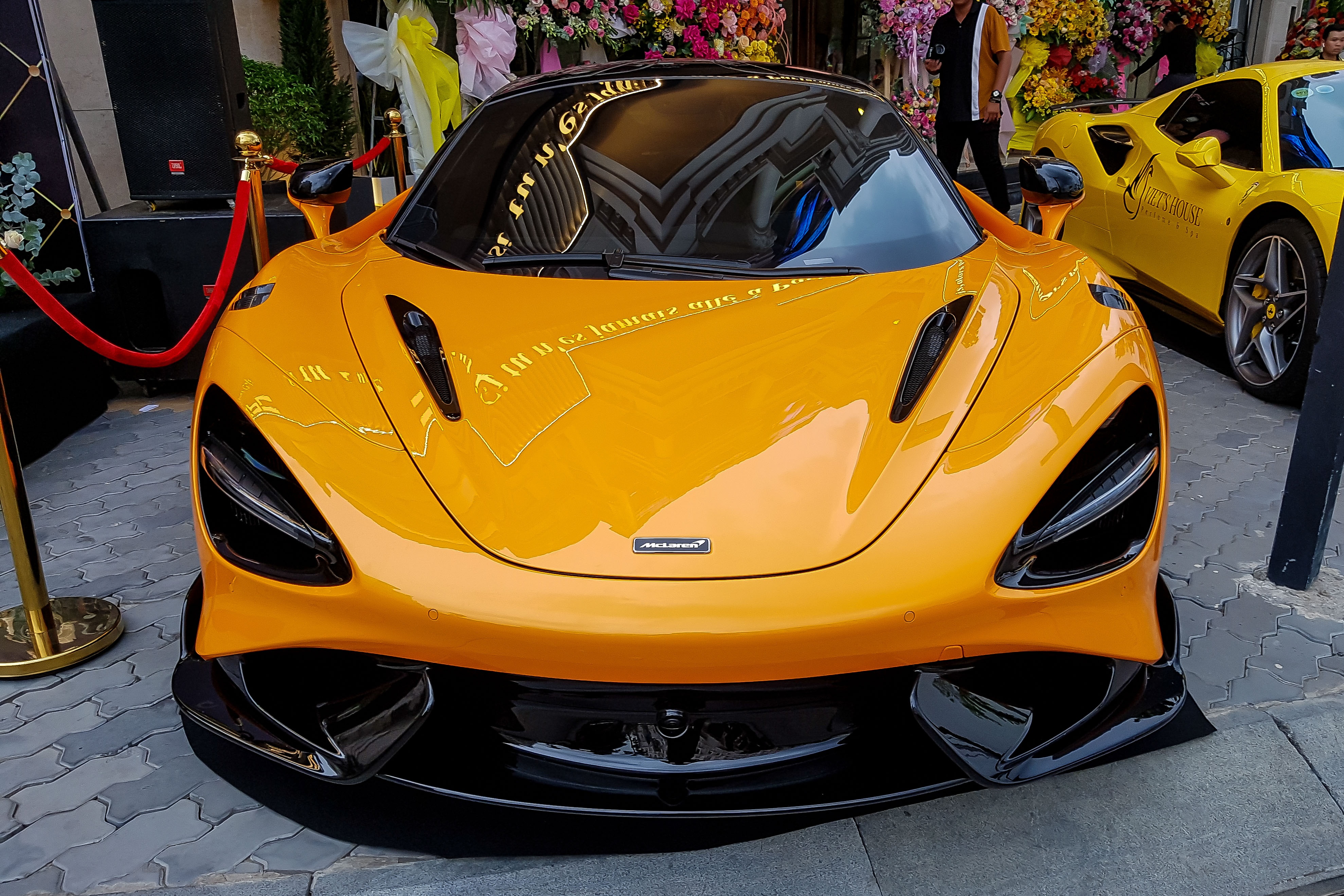 Can canh chiec McLaren 765LT doc nhat tai Viet Nam hinh anh