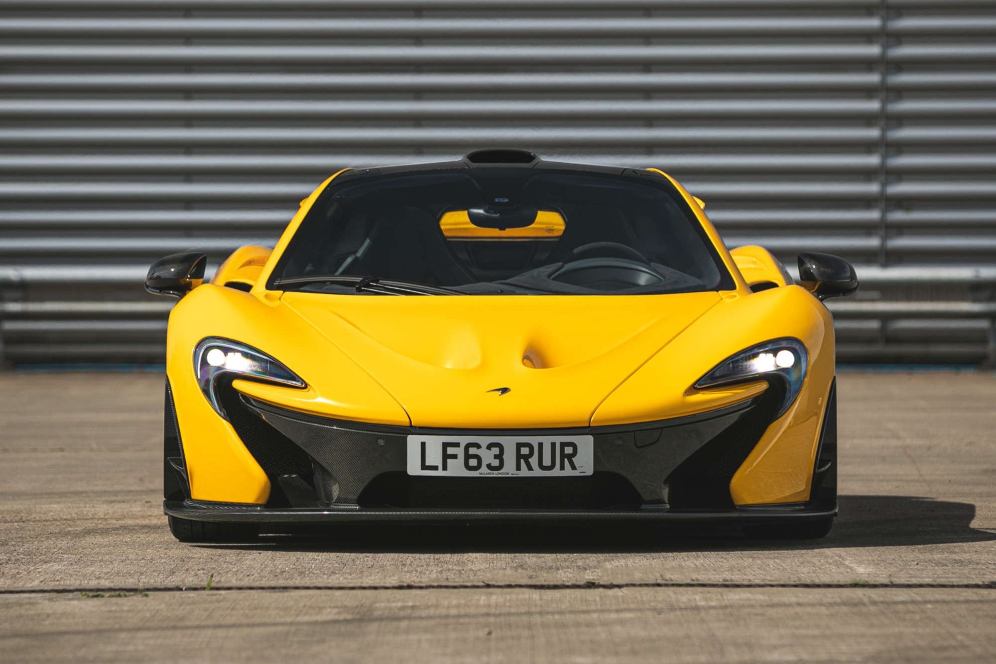 mclaren,  p1,  mclaren p1,  silverstone auctions,  ferrari,  laferrari,  918 spyder,  porsche,  porsche 918 spyder,  sieu xe,  lamborghini anh 3