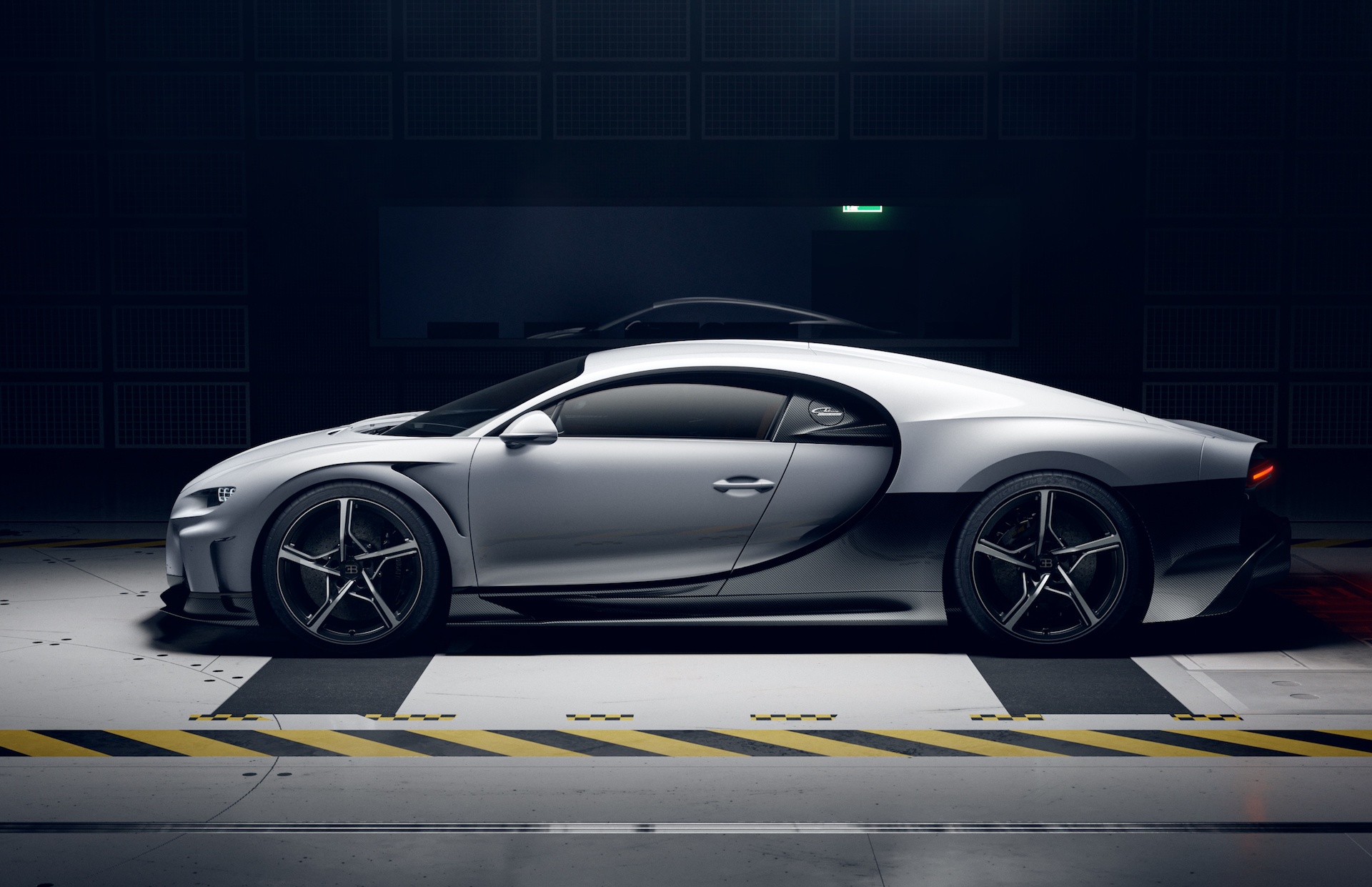 Bugatti Chiron Super Sport giá 3, 9 triệu USD ảnh 2 Bugatti Chiron Super Sport gia 3, 9 trieu USD anh 2