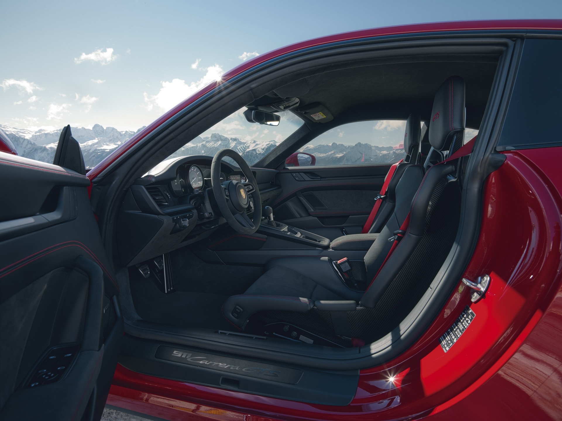 Porsche 911 GTS 2022 ra mat anh 4