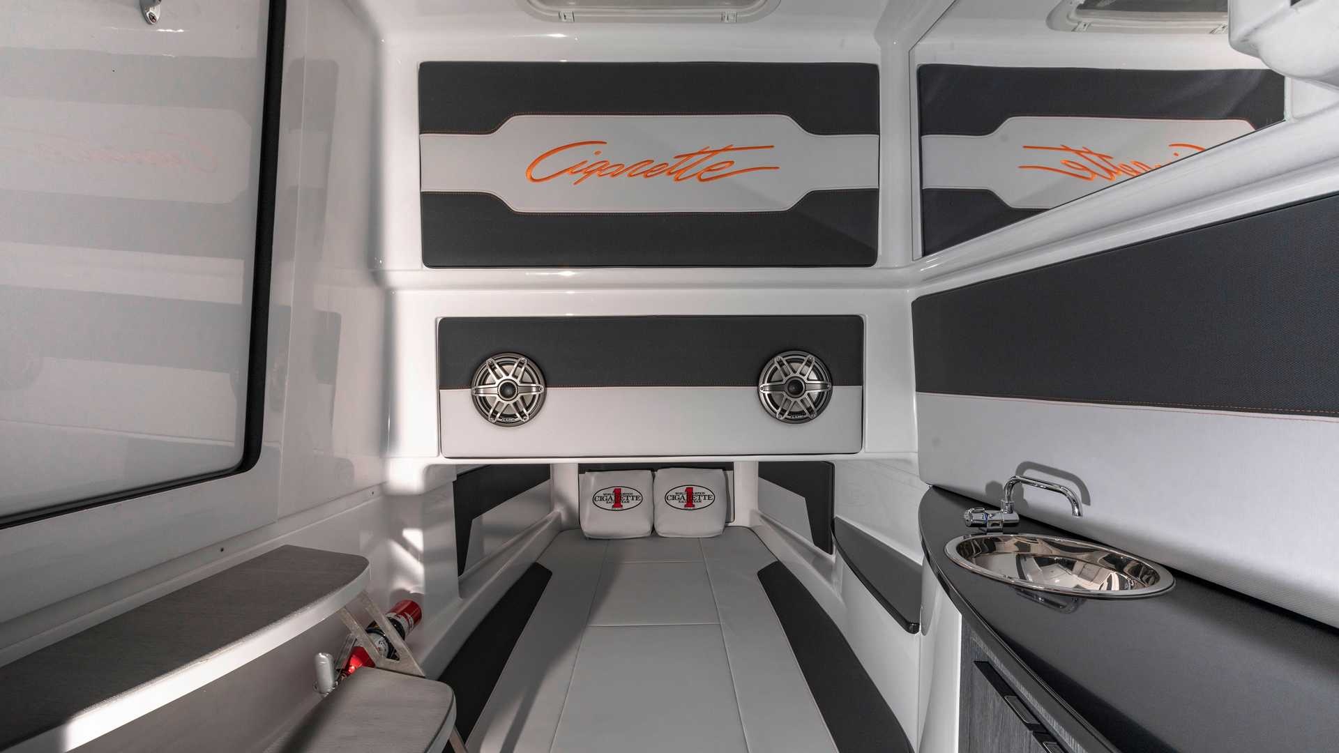 Cigarette Racing,  AMG GT,  Mercedes,  AMG,  Mercedes-AMG,  Mercedes-Benz,  AMG GT Black Series,  Black Series,  AMG GT Black Series,  Mercedes-AMG GT Black Series,  Cigarette 41’ Nighthawk AMG Black Series ảnh 10 Cigarette Racing,  AMG GT,  Mercedes,  AMG,  Mercedes-AMG,  Mercedes-Benz,  AMG GT Black Series,  Black Series,  AMG GT Black Series,  Mercedes-AMG GT Black Series,  Cigarette 41’ Nighthawk AMG Black Series anh 10