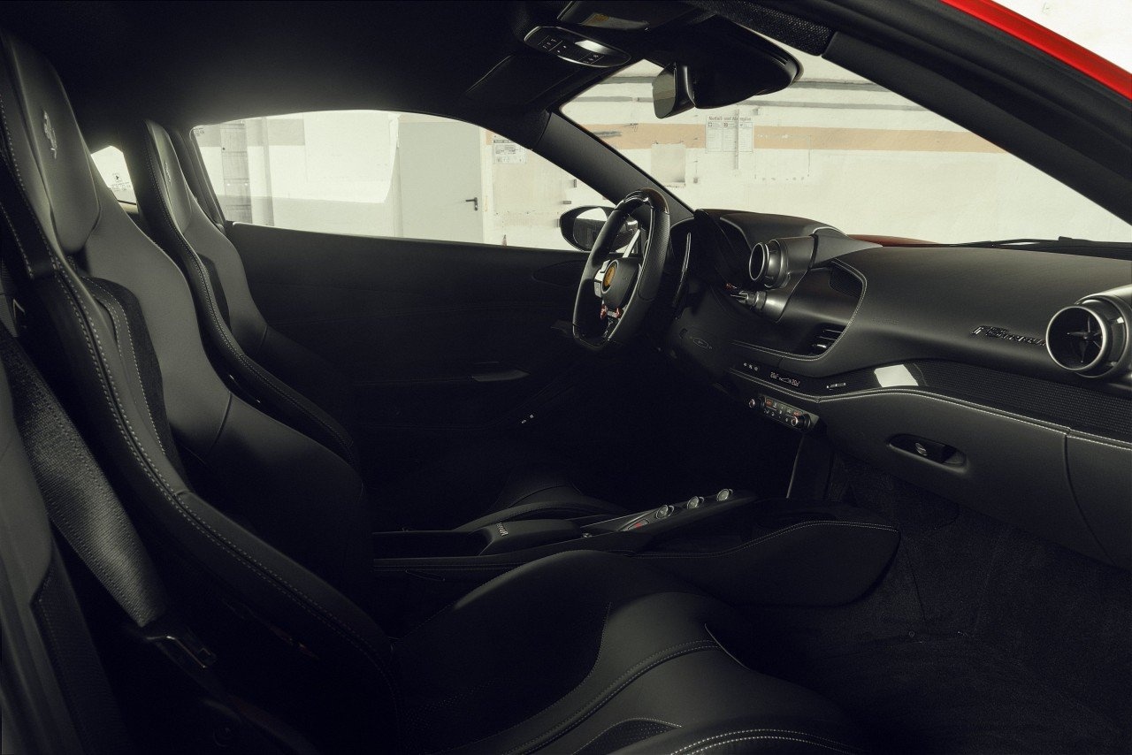 sieu xe Ferrari F8 Tributo anh 13