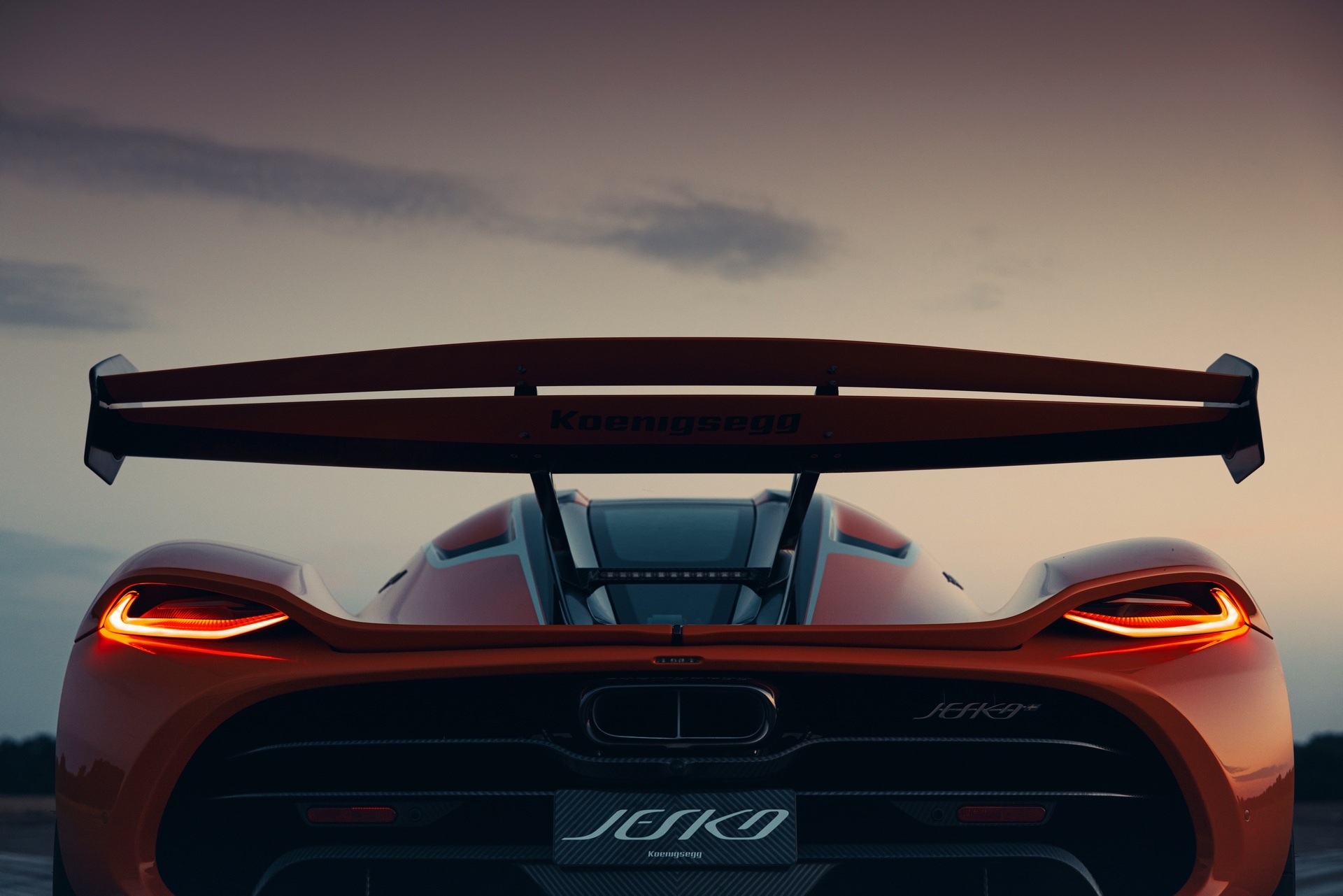 koenigsegg,  jesko,  agera,  regera,  jesko absolut,  koenigsegg jesko,  koenigsegg jesko absolut,  koenigsegg agera,  koenigsegg regera,  koenigsegg ccx,  koenigsegg ccxr,  koenigsegg gemera,  gemera,  agera rs,  agera r,  agera s,  one:1,  koenigsegg one:1 anh 10