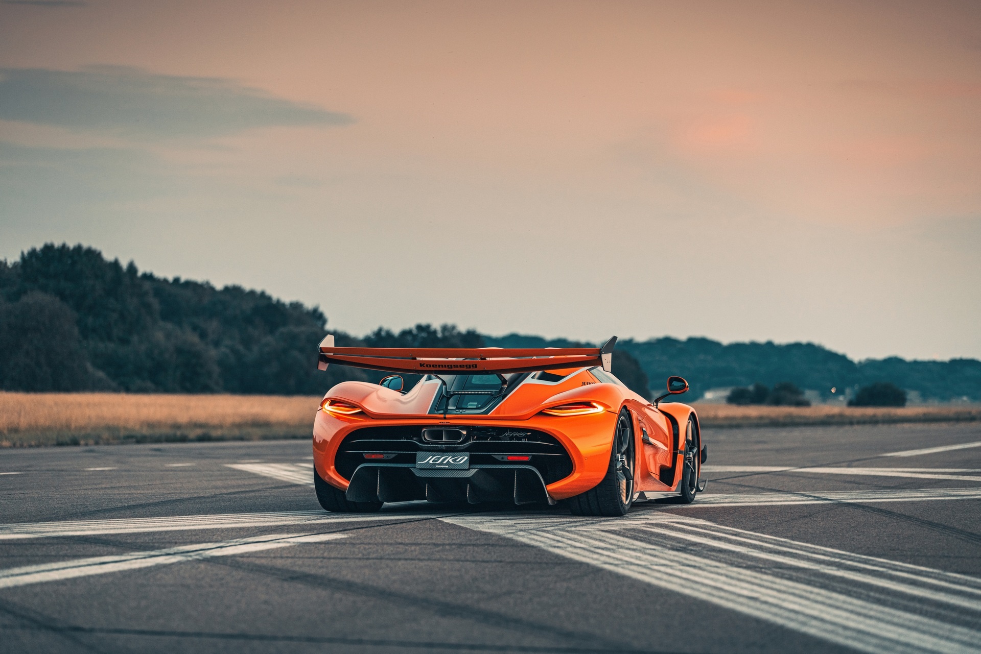 koenigsegg,  jesko,  agera,  regera,  jesko absolut,  koenigsegg jesko,  koenigsegg jesko absolut,  koenigsegg agera,  koenigsegg regera,  koenigsegg ccx,  koenigsegg ccxr,  koenigsegg gemera,  gemera,  agera rs,  agera r,  agera s,  one:1,  koenigsegg one:1 anh 4