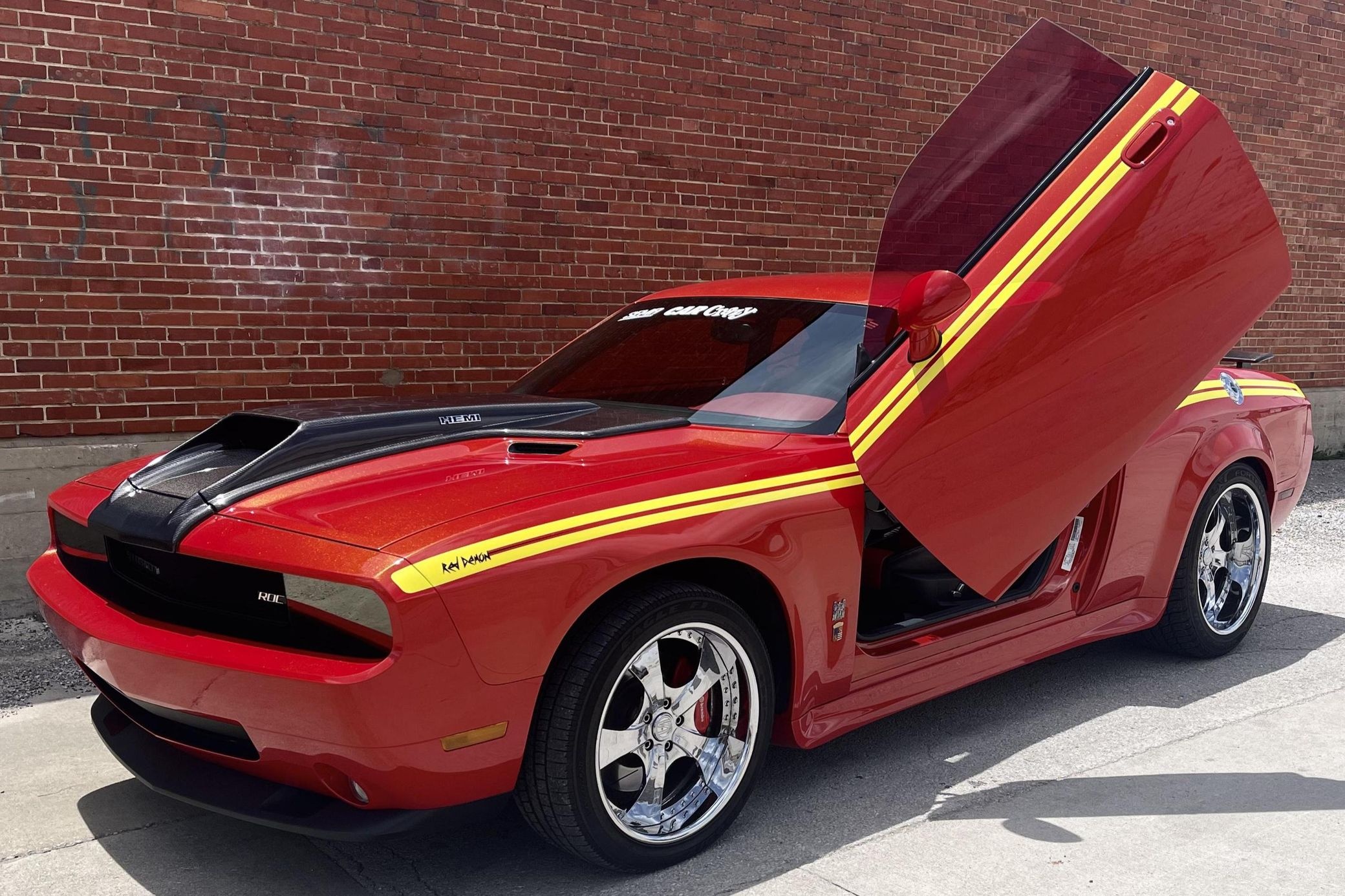 dodge,  challenger,  dodge challenger,  challenger srt8,  srt,  srt8,  dodge challenger srt8,  red demon,  George Barris ảnh 1 dodge,  challenger,  dodge challenger,  challenger srt8,  srt,  srt8,  dodge challenger srt8,  red demon,  George Barris anh 1