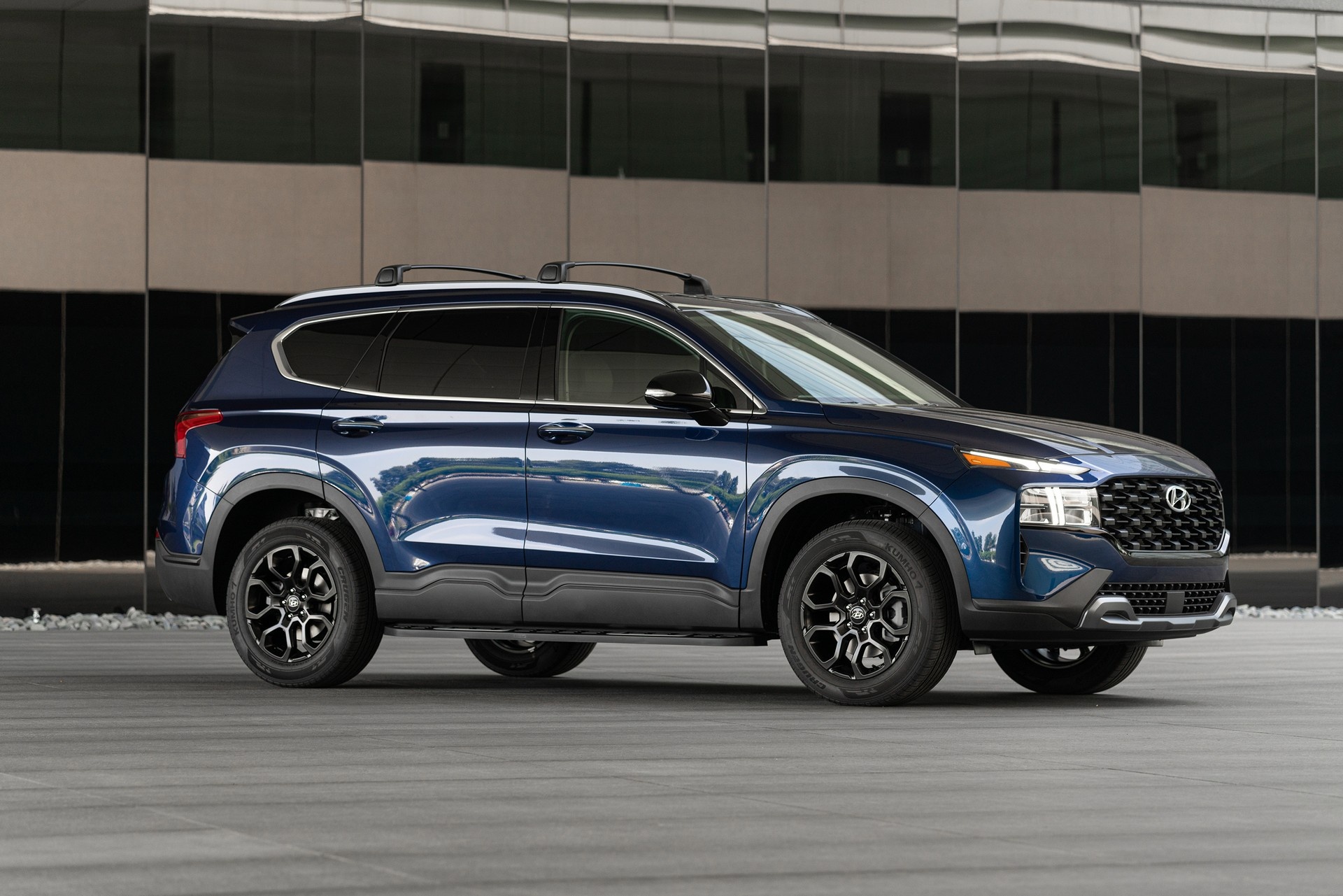 Hyundai Santa Fe XRT,  Hyundai Santa Fe,  Hyundai,  Santa Fe XRT,  Santa Fe,  Hyundai Santa Fe SEL,  Santa Fe SEL,  Hyundai Santa Fe 2022,  Santa Fe 2022,  SUV,  SUV cỡ nhỏ,  SUV cỡ trung,  SUV cỡ lớn,  SUV phổ thông ảnh 8 Hyundai Santa Fe XRT,  Hyundai Santa Fe,  Hyundai,  Santa Fe XRT,  Santa Fe,  Hyundai Santa Fe SEL,  Santa Fe SEL,  Hyundai Santa Fe 2022,  Santa Fe 2022,  SUV,  SUV co nho,  SUV co trung,  SUV co lon,  SUV pho thong anh 8