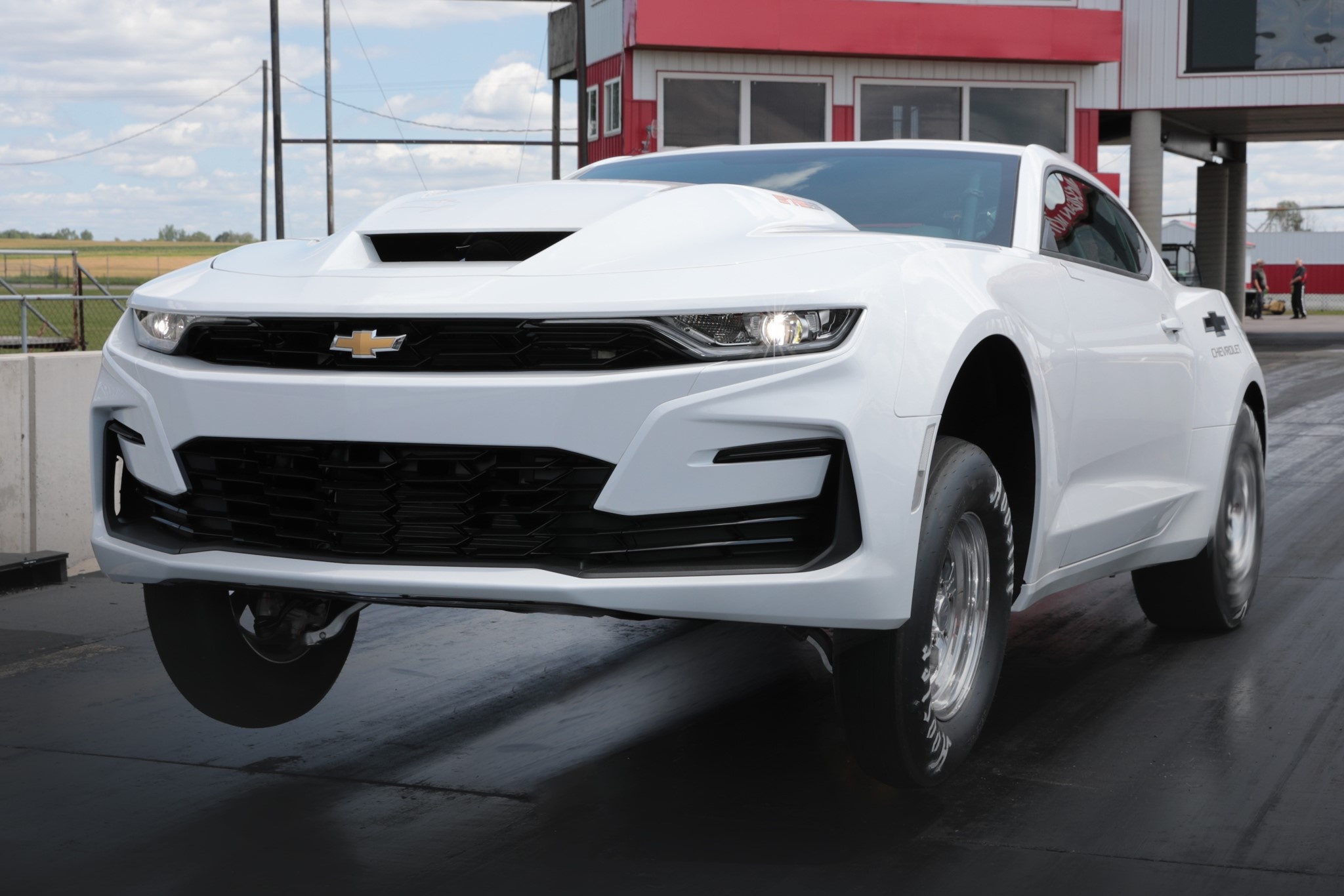 Chiec Chevrolet Camaro cuc manh voi dong co 9.4L hinh anh
