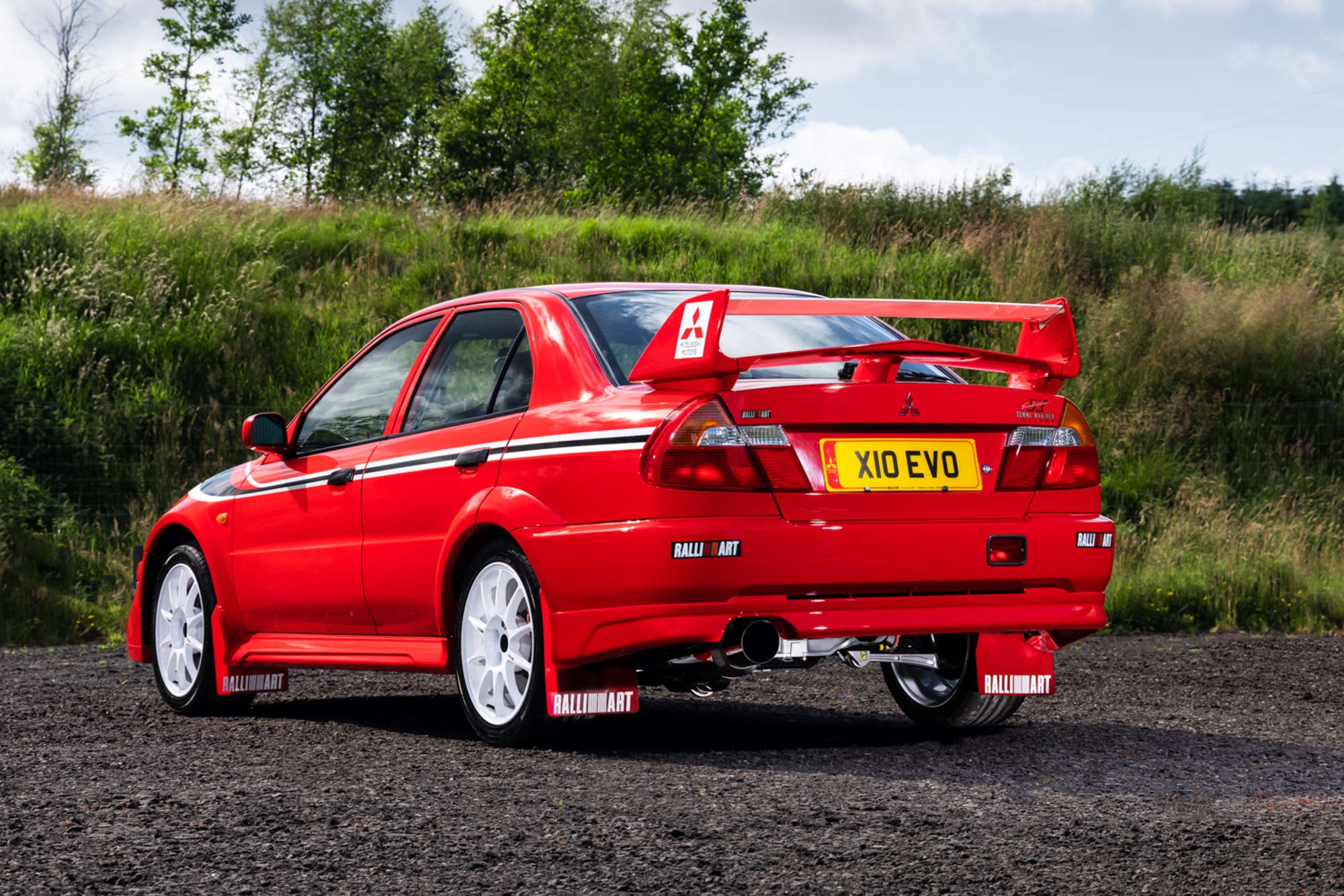 Mitsubishi Lancer Evolution ảnh 11 Mitsubishi Lancer Evolution anh 11