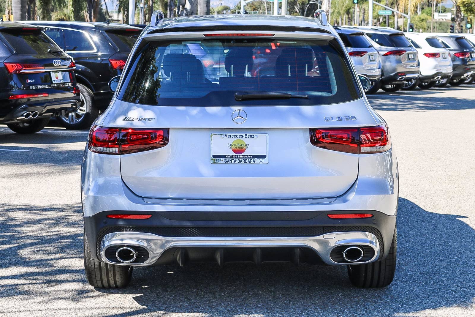 mercedes,  benz,  amg,  mercedes-amg,  mercedes-benz,  glb35,  glb 35,  glb200,  glb 200,  mercedes glb35,  glb35 amg,  amg glb35,  glb 35 amg,  amg glb 35,  suv 7 cho ngoi,  hieu suat cao,  a35,  a 35 sedan,  a35 sedan anh 5