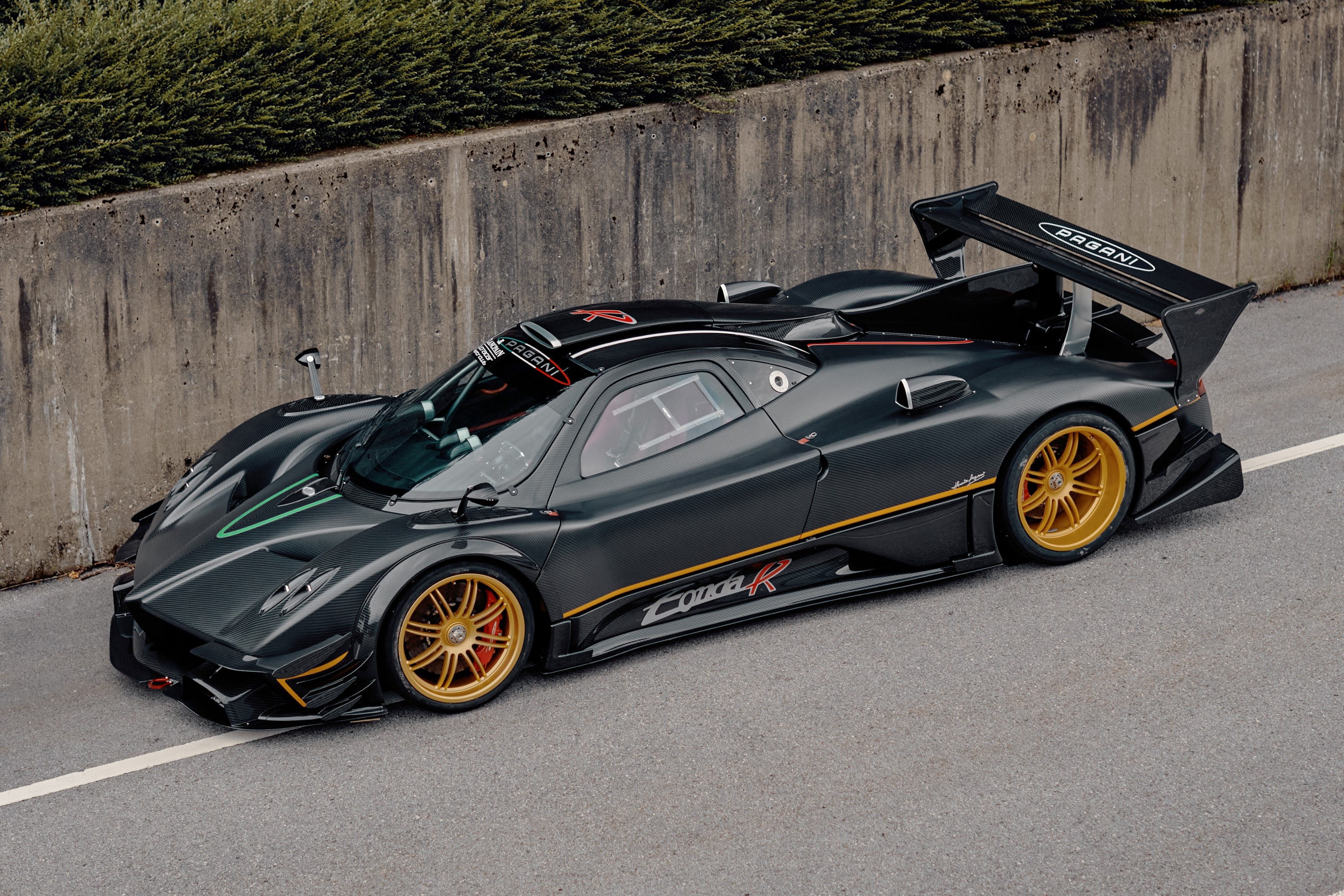 Sieu xe Pagani Zonda anh 2