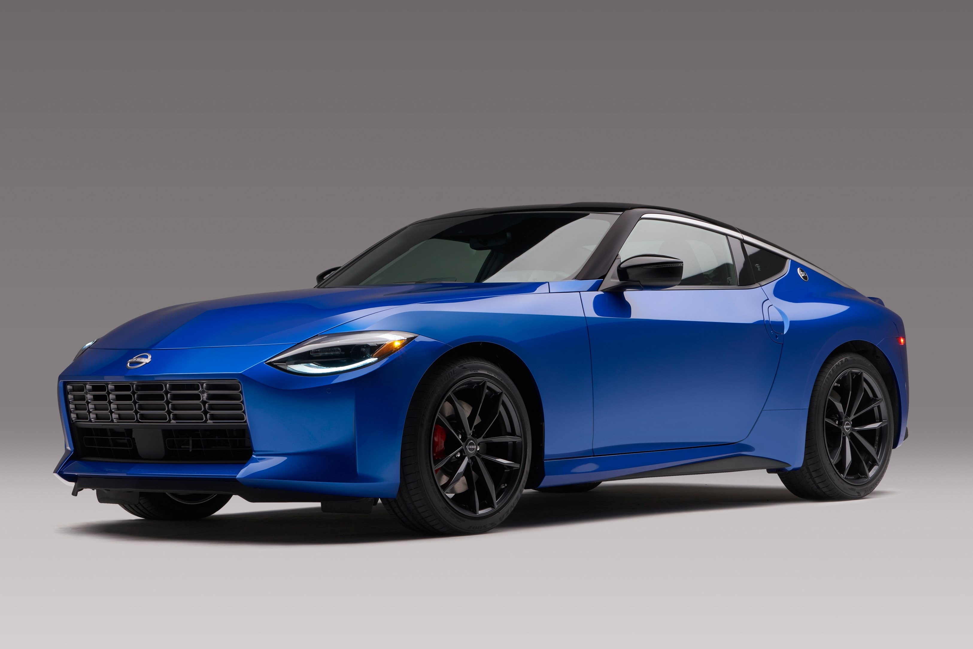 Nissan Z chinh thuc ra mat voi 3 phien ban anh 1