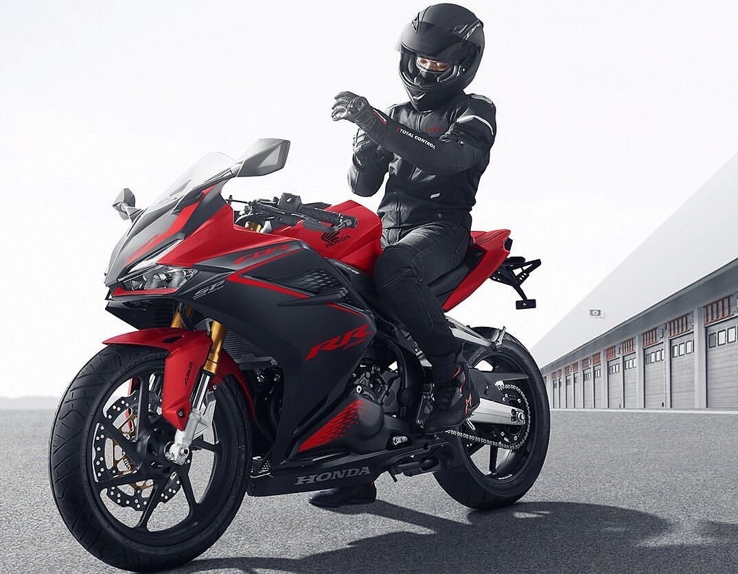 moto,  honda,  cbr,  honda cbr,  cbr250,  cbr250rr,  cbr250rr sp,  cbr250rr sp qs,  quick shift,  quick shifter,  honda cbr250,  honda cbr250rr,  honda cbr250rr sp,  honda cbr250rr sp qs,  honda indonesia,  xe nhap khau,  honda nhap indonesia,  yamaha,  suzuki,  r15,  yamaha r15 anh 8