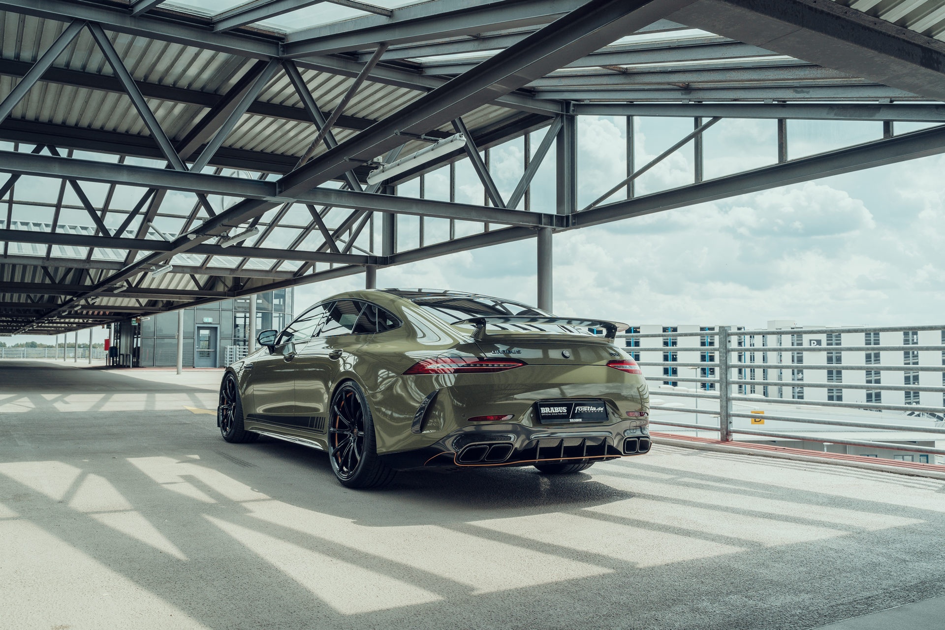 Mercedes-AMG GT 63 anh 9