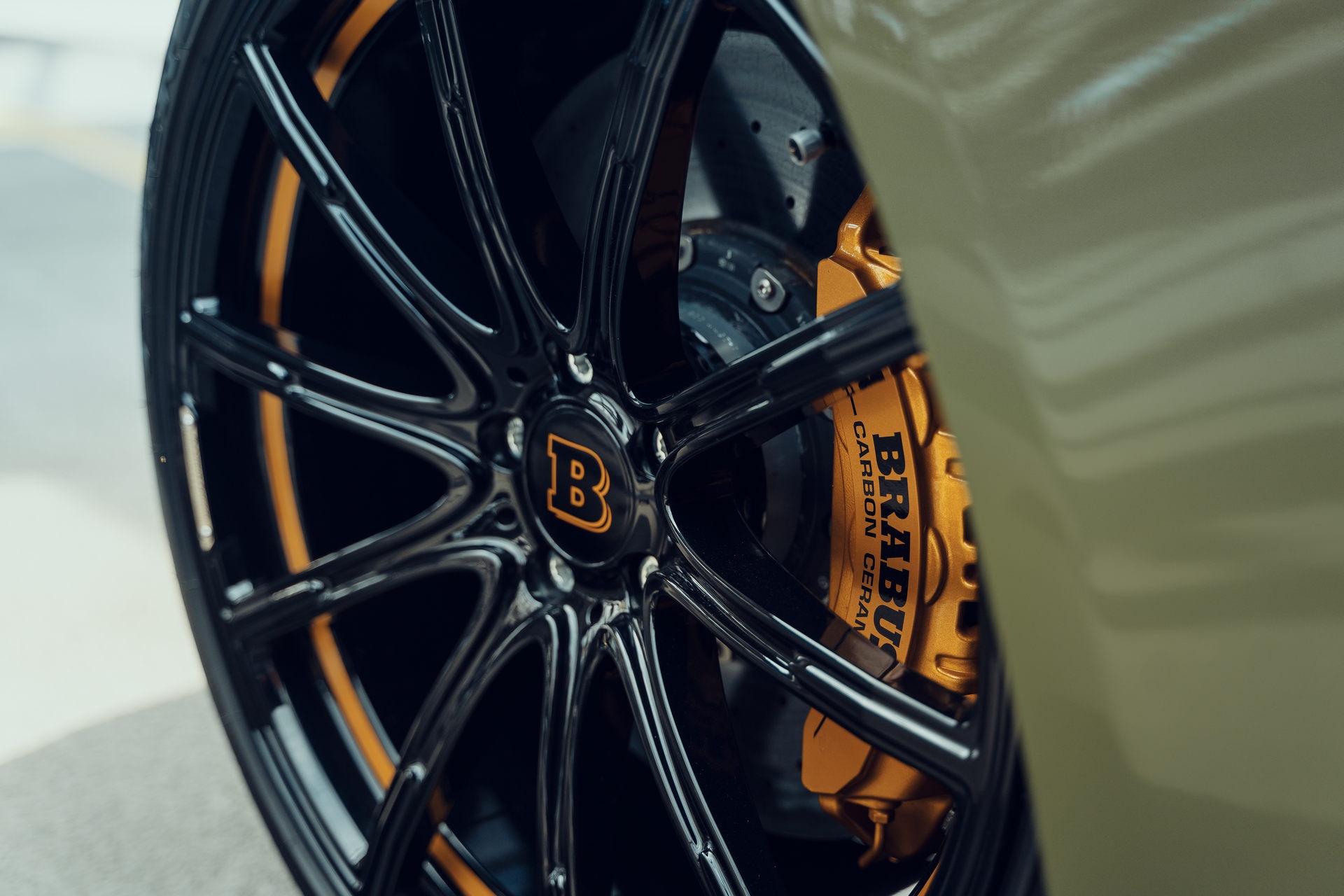 Mercedes-AMG GT 63 anh 2