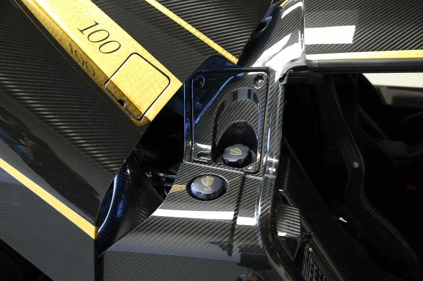 Koenigsegg Agera S Hundra,  Koenigsegg,  Agera S,  Hundra,  Agera,  Agera S,  Koenigsegg Agera,  Koenigsegg Agera S,  sieu xe,  lamborghini,  ferrari,  aston martin,  mclaren,  pagani anh 3