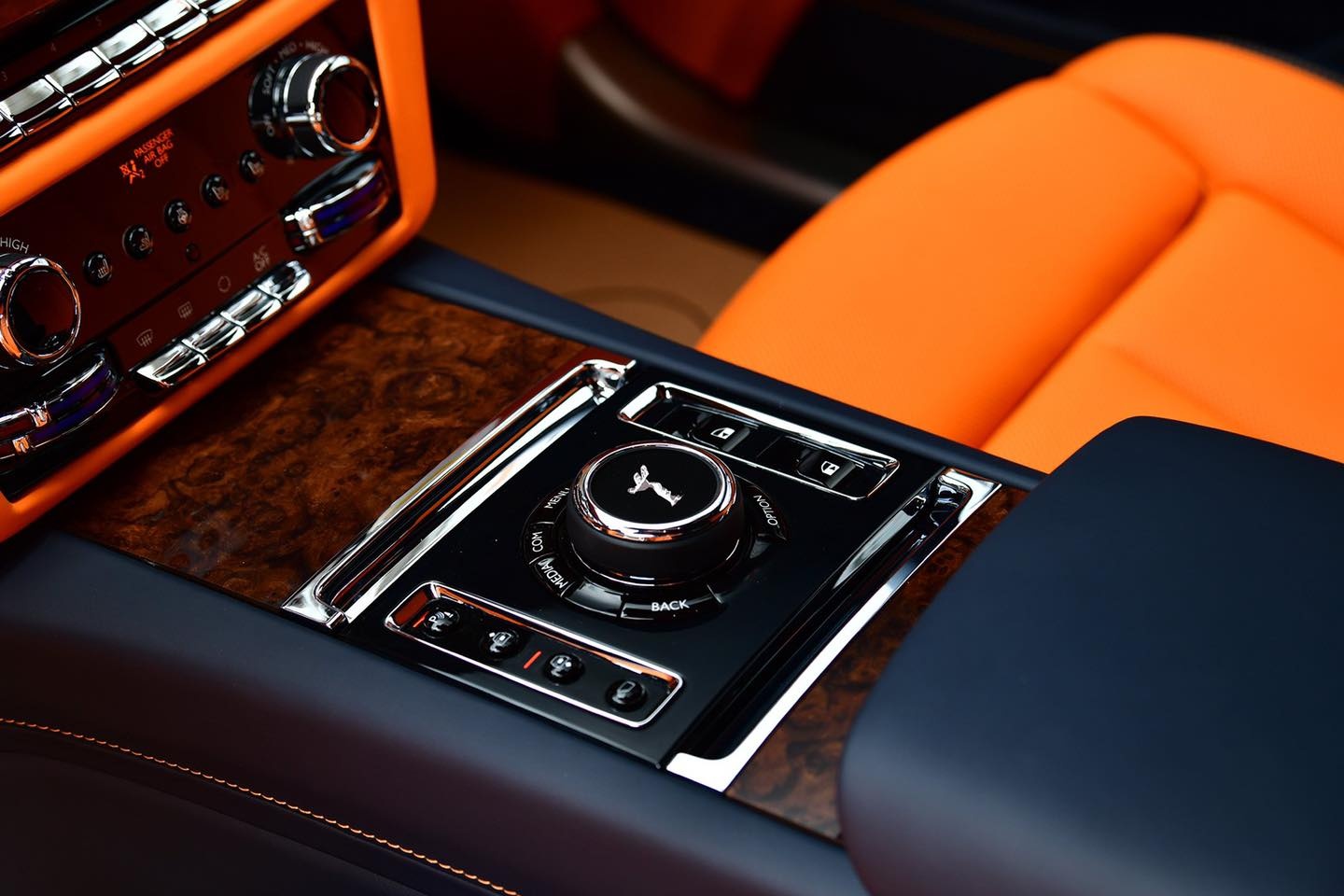 rolls-royce,  ghost,  rolls-royce ghost,  cullinan,  phantom,  wraith,  dawn,  rolls-royce cullinan,  rolls-royce phantom,  rolls-royce wraith,  rolls-royce dawn,  ewb,  ghost ewb,  phantom ewb,  xe sieu sang,  sieu xe anh 12