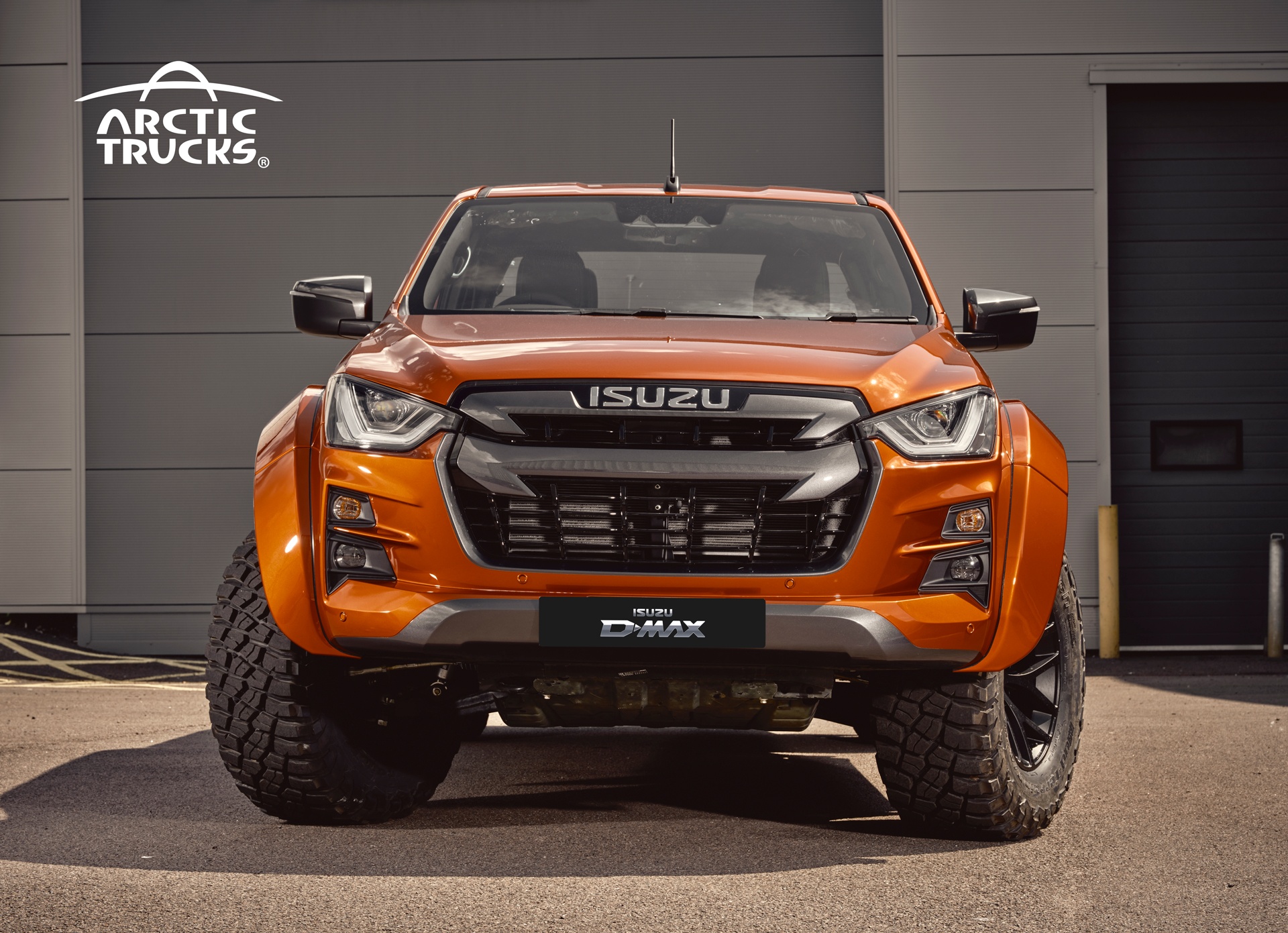 Bán tải Isuzu D-Max với gói độ off-road ảnh 3 Ban tai Isuzu D-Max voi goi do off-road anh 3