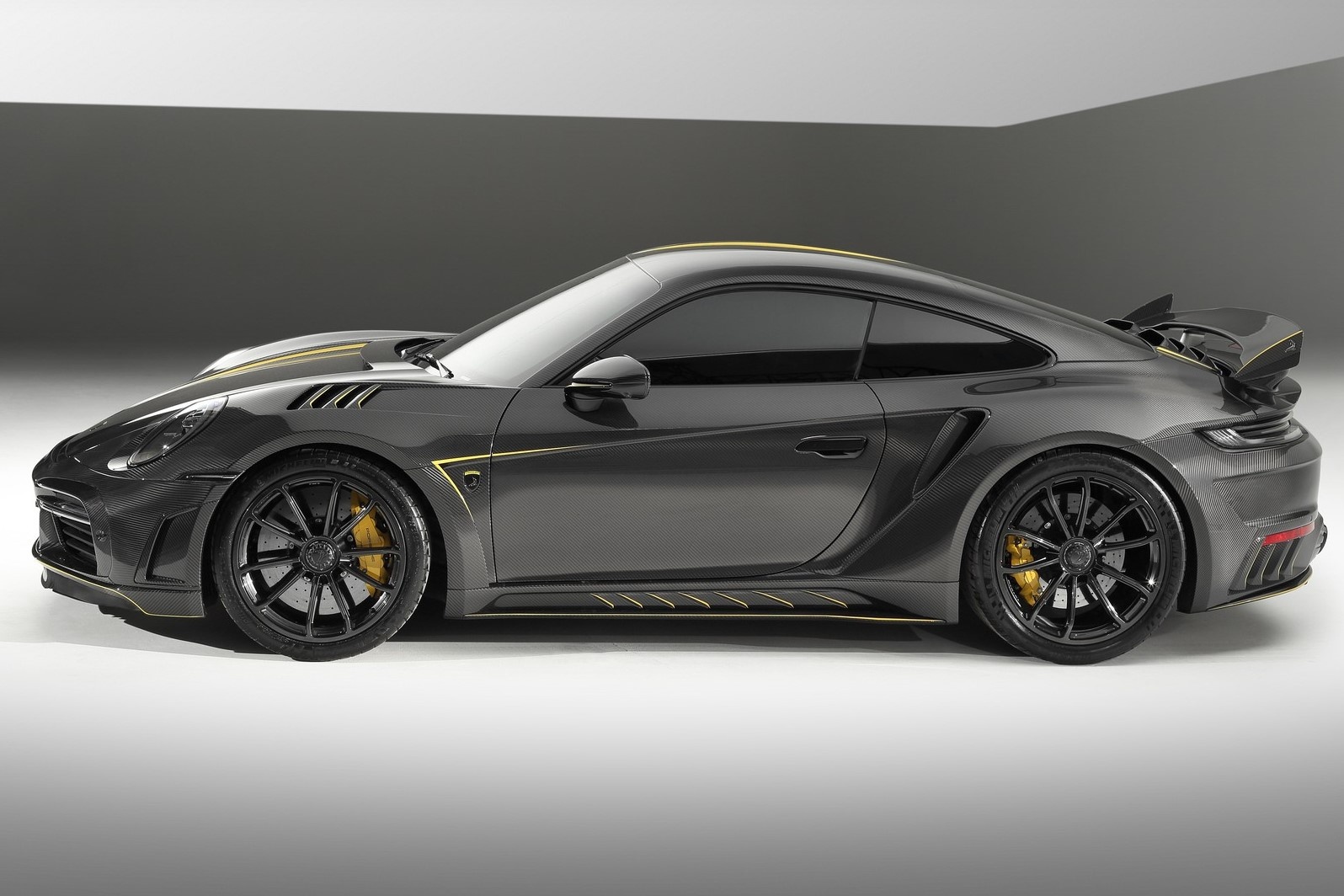 Porsche 911 Turbo S voi goi do tri gia 162.000 USD hinh anh