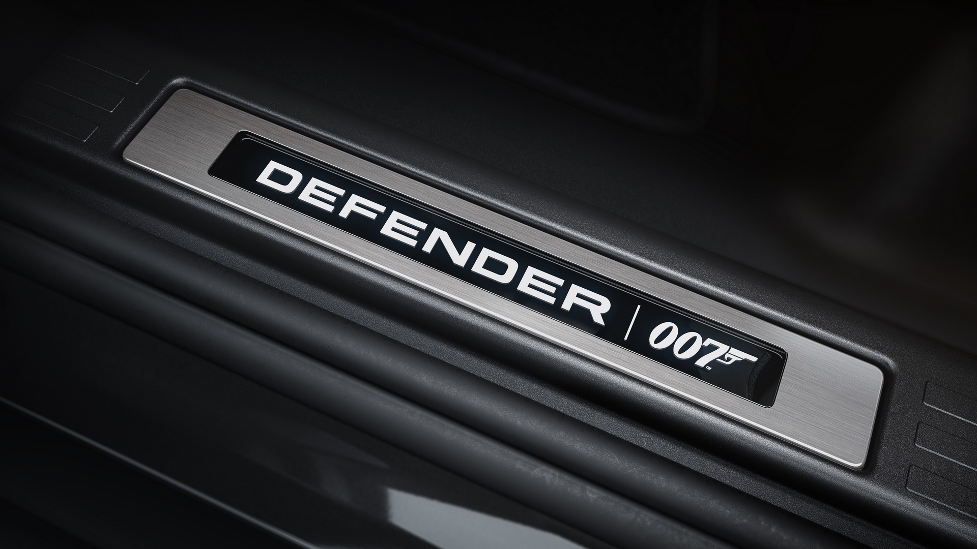 land rover,  defender,  range rover,  defender 90,  defender 110,  bond edition,  defender v8,  defender v8 bond edition,  defender bond,  defender bond edition,  bond,  james bond,  007,  diep vien,  Range Rover Sport SVR,  Range Rover Classic,  Land Rover Series III,  phien ban gioi han,  xe the thao,  suv,  mercedes g-class,  g-class,  mercedes,  dia hinh,  xe dia hinh,  james bond 007,  no time to die,  phien ban dac biet anh 7