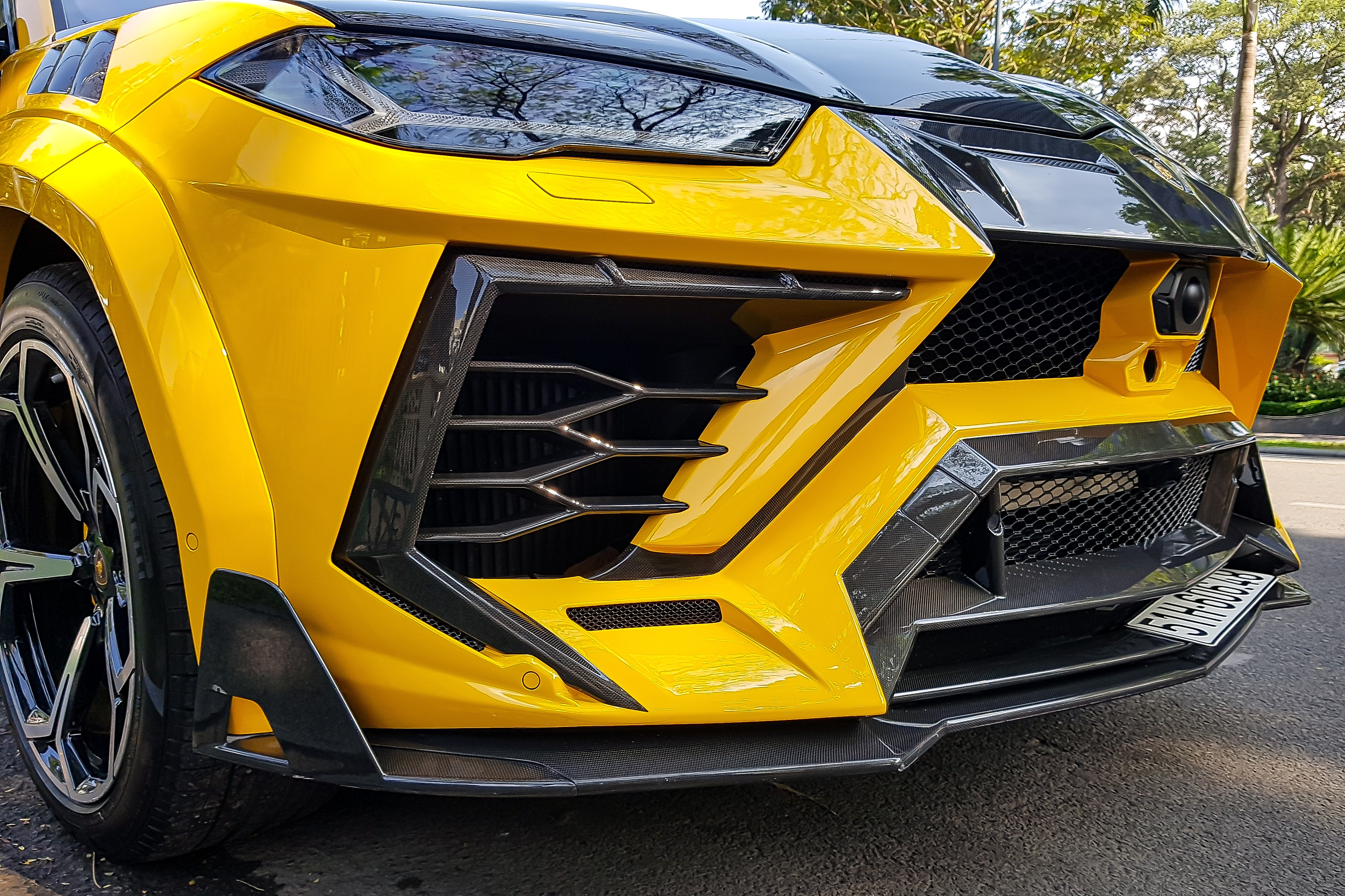 lamborghini,  urus,  mansory,  venatus,  mansory venatus,  lamborghini suv,  siêu xe,  aventador,  huracan,  gallardo,  murcielago,  countach,  diablo,  lm002,  urus độ,  lamborghini độ,  novitec,  xe độ,  siêu xe,  Giallo Auge ảnh 2 lamborghini,  urus,  mansory,  venatus,  mansory venatus,  lamborghini suv,  sieu xe,  aventador,  huracan,  gallardo,  murcielago,  countach,  diablo,  lm002,  urus do,  lamborghini do,  novitec,  xe do,  sieu xe,  Giallo Auge anh 2