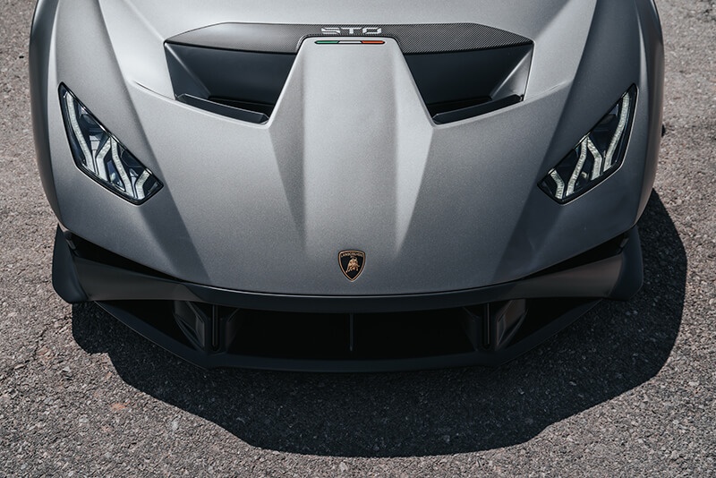 Royalty Exotic Cars,  lamborghini,  huracan,  sto,  huracan sto,  lamborghini huracan,  lamborghini huracan sto,  tai nan,  xe cho thue,  thue xe,  sieu xe,  ferrrari,  aston martin,  bugatti,  Grigio Titans,  mclaren,  aventador,  urus anh 12