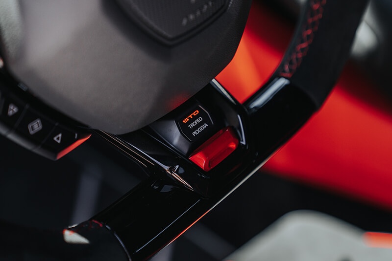 Royalty Exotic Cars,  lamborghini,  huracan,  sto,  huracan sto,  lamborghini huracan,  lamborghini huracan sto,  tai nan,  xe cho thue,  thue xe,  sieu xe,  ferrrari,  aston martin,  bugatti,  Grigio Titans,  mclaren,  aventador,  urus anh 16