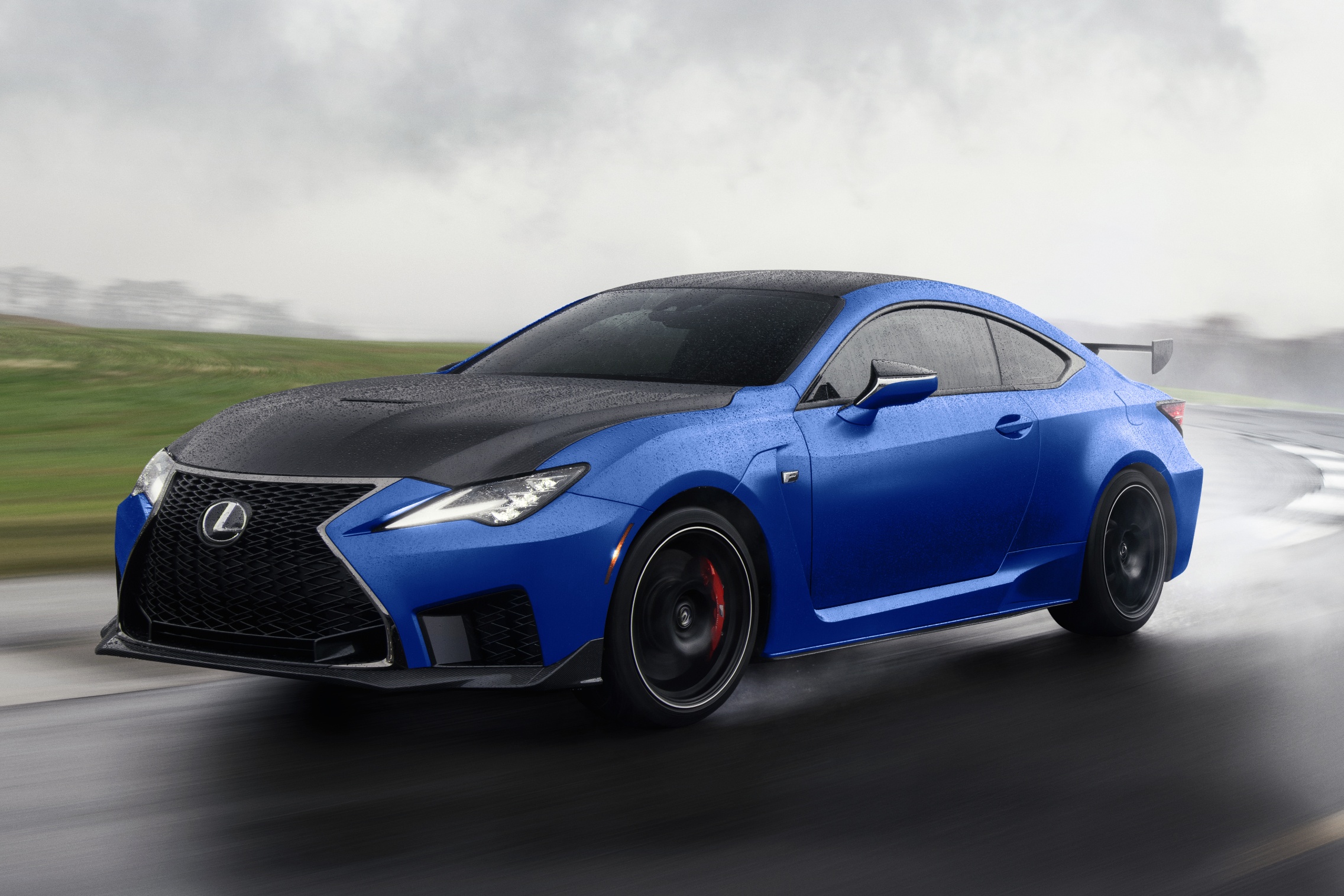 Lexus RC F 2022 ban nang cap ra mat tai My hinh anh