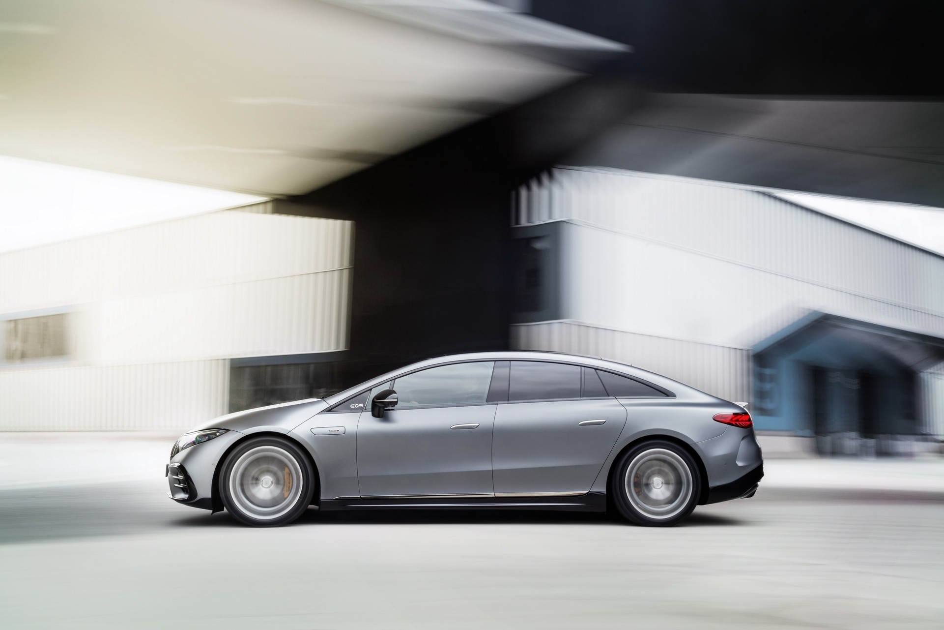 Xe dien hieu suat cao anh 8