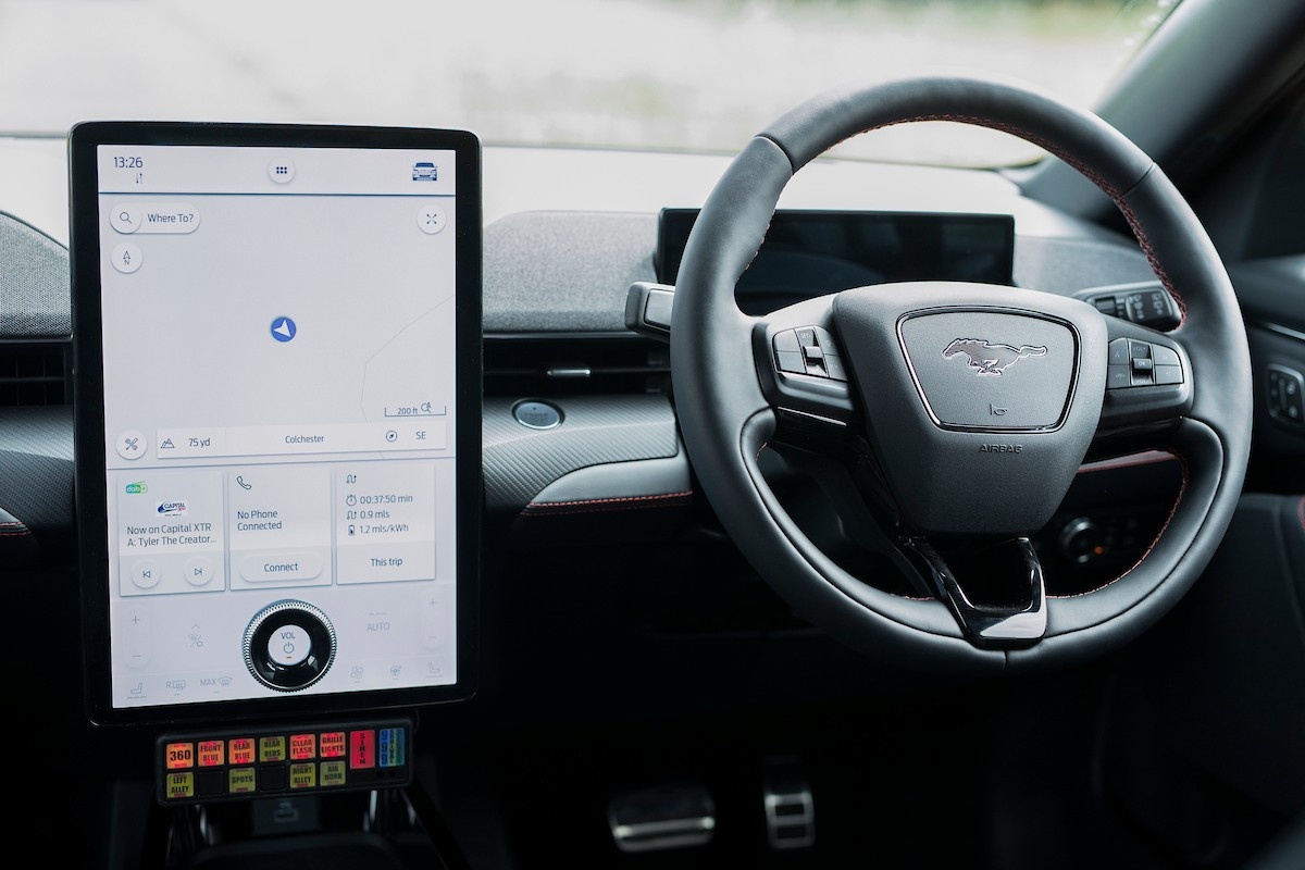 xe dien Ford Mustang Mach-E anh 6