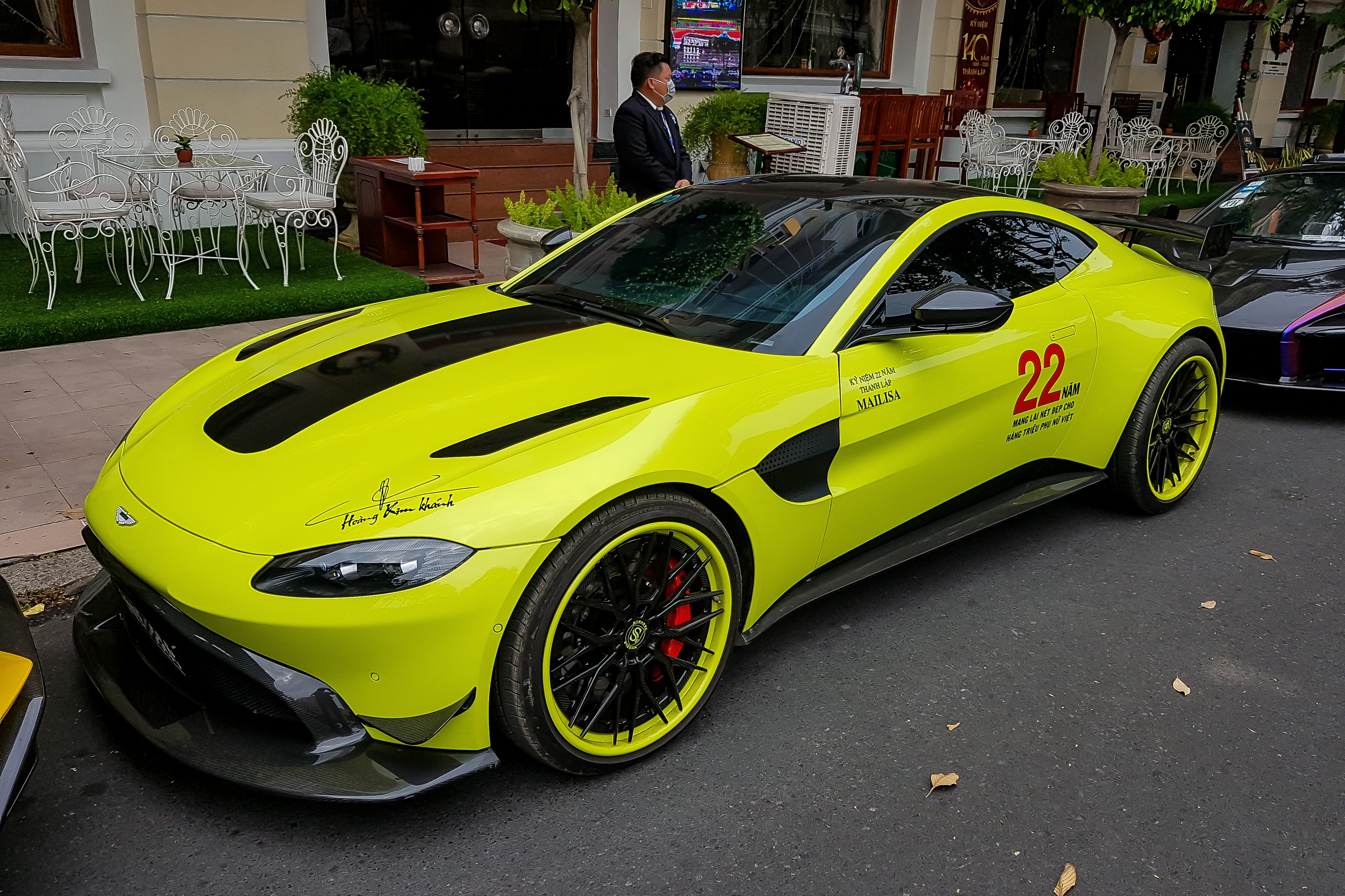 sieu xe,  xe do,  lamborghini,  ferrari,  aston martin,  mclaren,  nissan,  bentley,  audi,  mercedes-benz,  mercedes,  720s,  senna,  aventador,  huracan,  gallardo,  liberty walk,  novitec,  regula,  urus,  continental gt,  r8,  audi r8,  458,  458 italia,  488 gtb,  488,  f8 tributo,  f8,  570s,  650s,  porsche,  porsche 911,  911,  sls amg,  g63,  v8 vantage,  gt-r,  nissan gt-r,  minh nhua anh 13