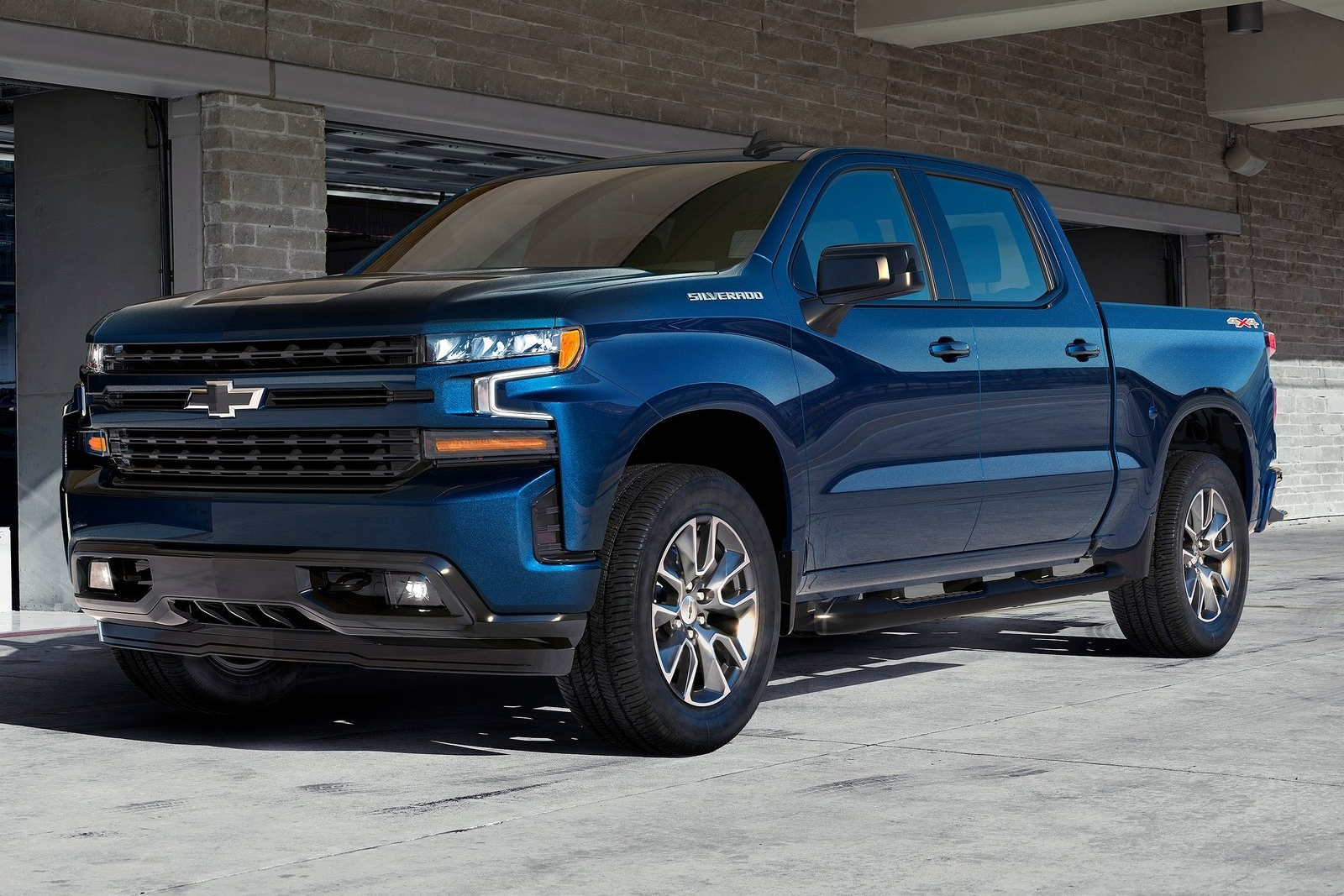 ban tai,  chevrolet,  silverado,  colorado,  zr2,  chevrolet silverado,  chevrolet silverado zr2,  ford,  ram,  f-150,  raptor,  ram 1500 trx,  f-150 raptor anh 4