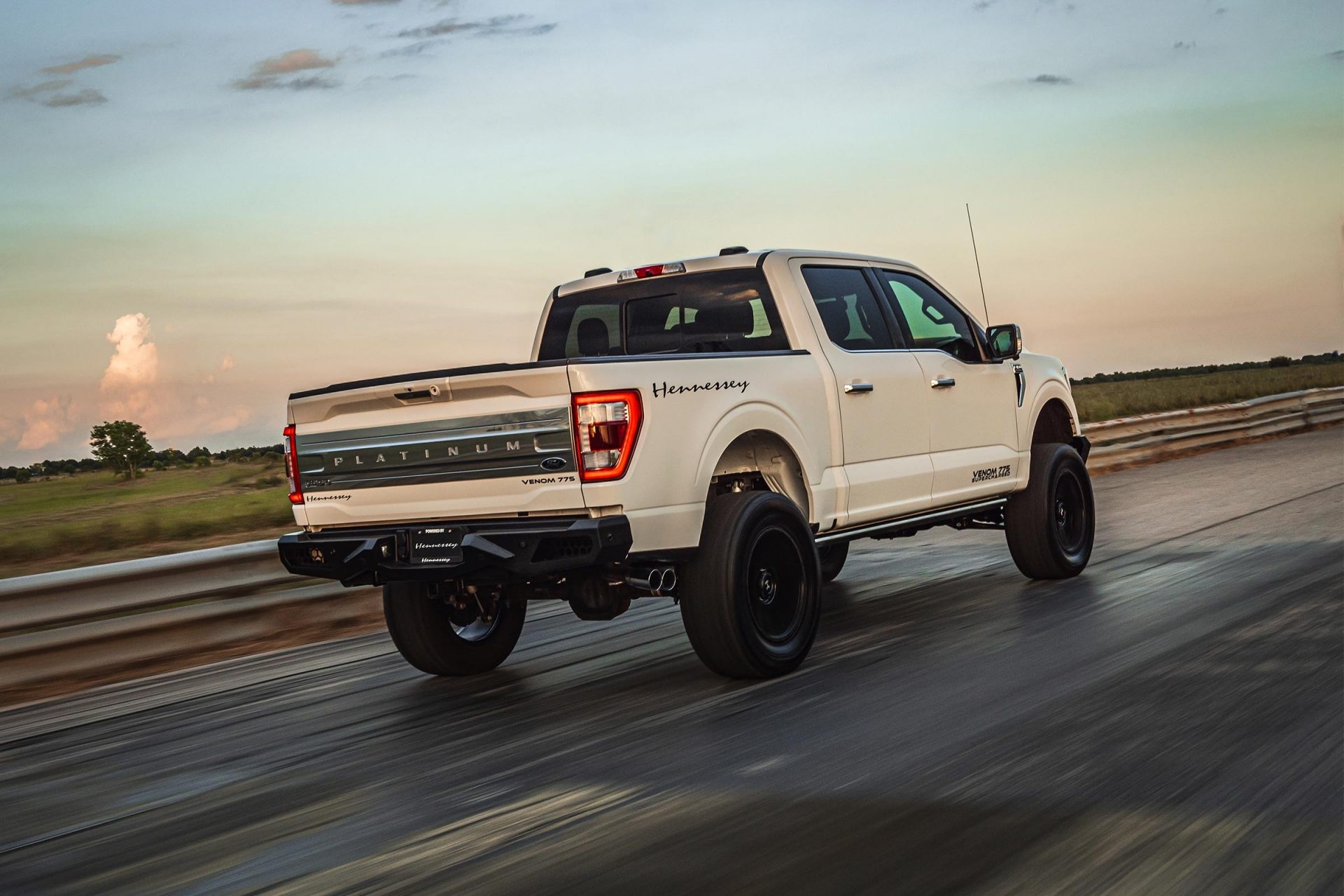 bán tải Ford F-150 ảnh 4 ban tai Ford F-150 anh 4