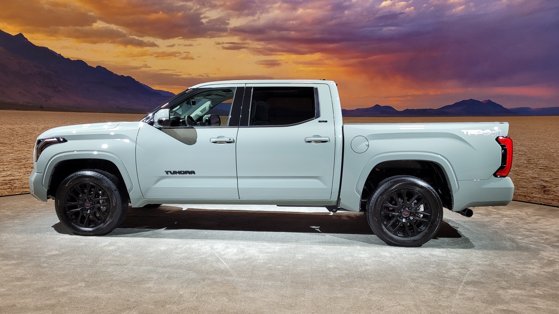 Toyota Tundra 2022 ảnh 18 Toyota Tundra 2022 anh 18