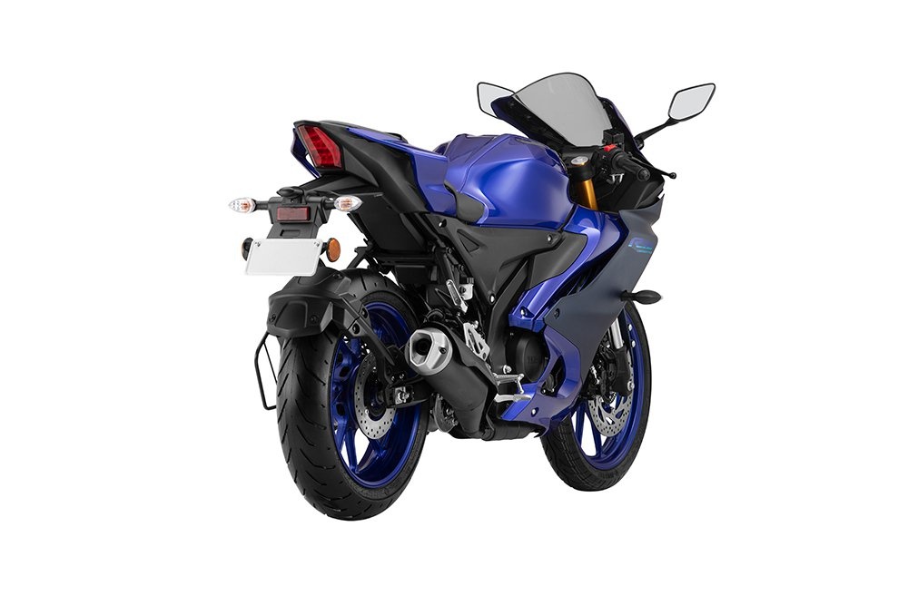 Yamaha R15 V4 anh 6