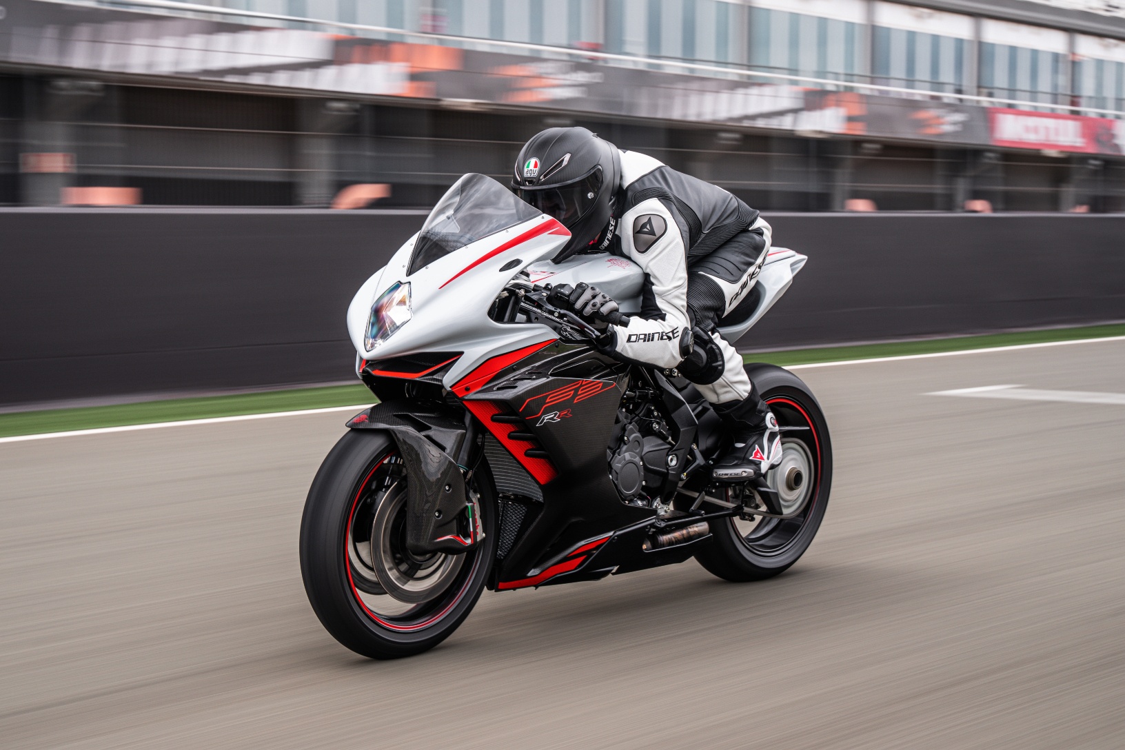 MV Agusta F3 RR 2022 chinh thuc ra mat hinh anh