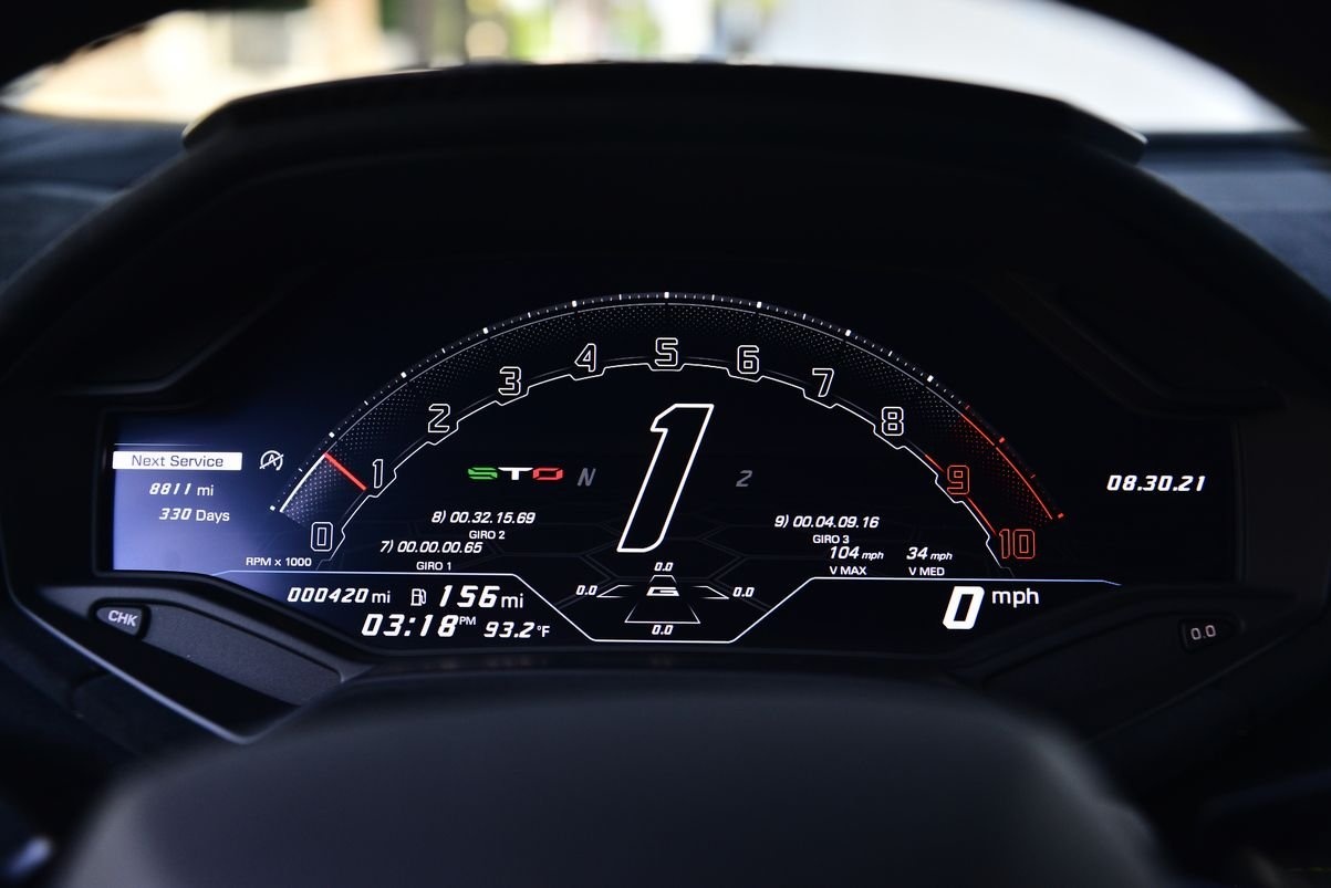 Lamborghini Huracan STO anh 13