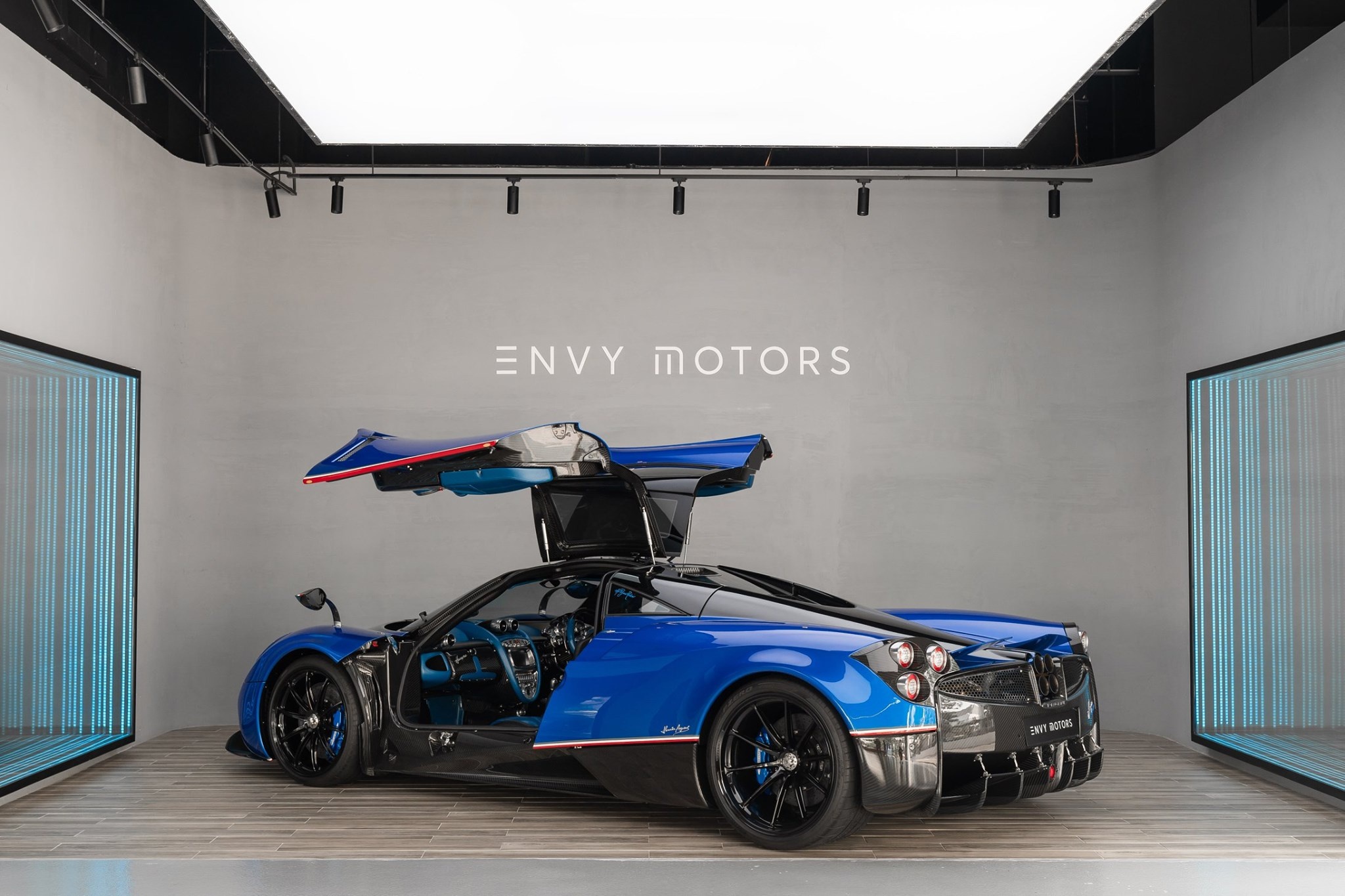 Siêu xe Pagani Huayra ảnh 6 Sieu xe Pagani Huayra anh 6