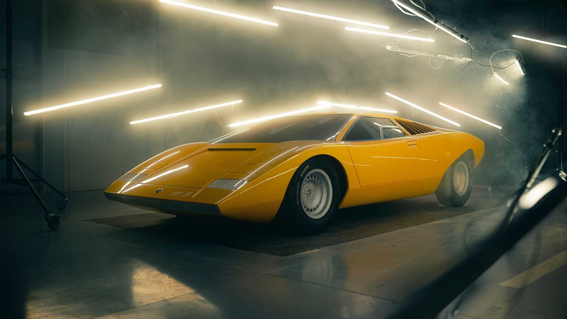 Lamborghini hoi sinh sieu xe Countach LP 500 Prototype 50 nam tuoi hinh anh