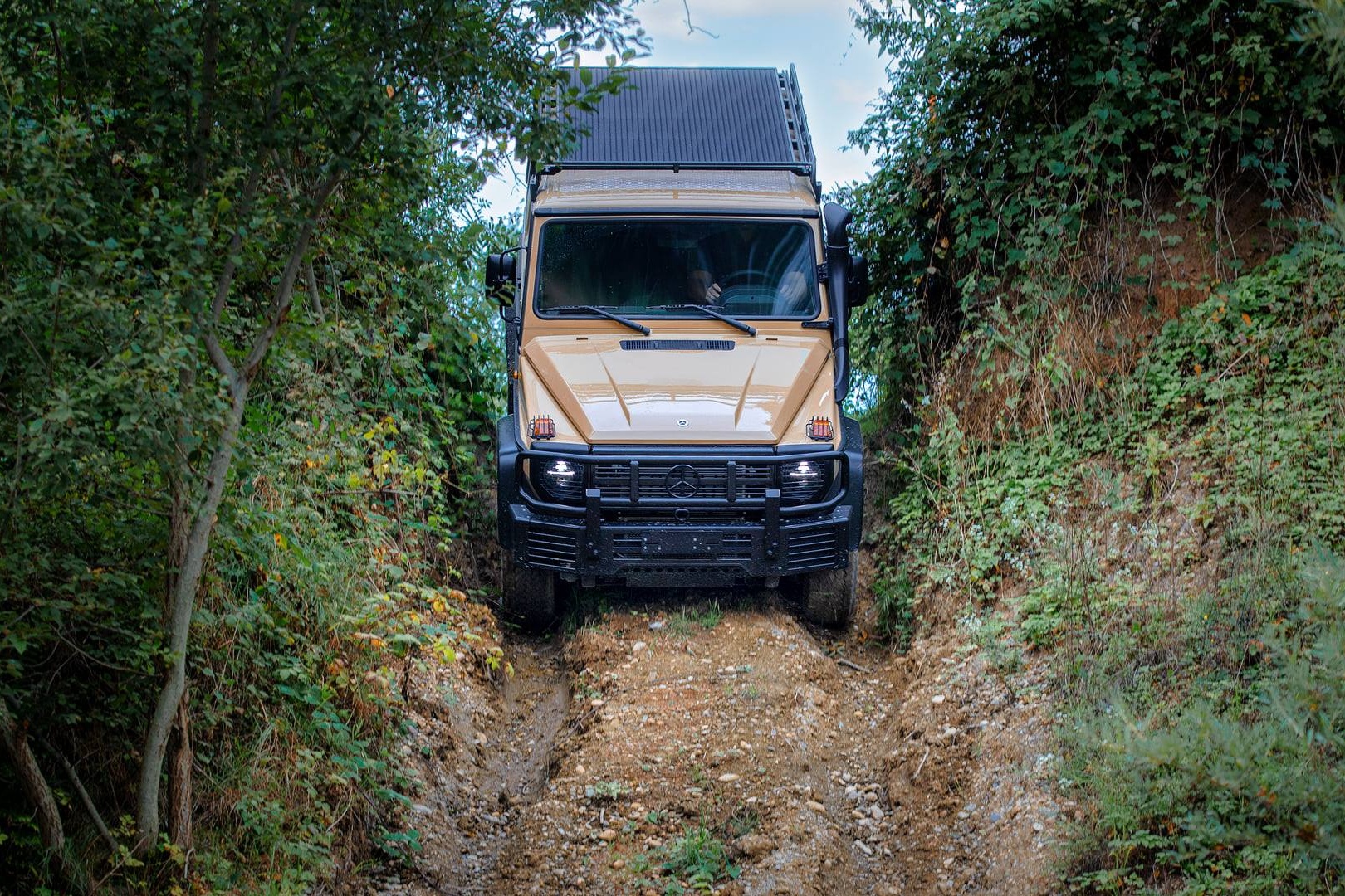 mercedes-benz g-class anh 8