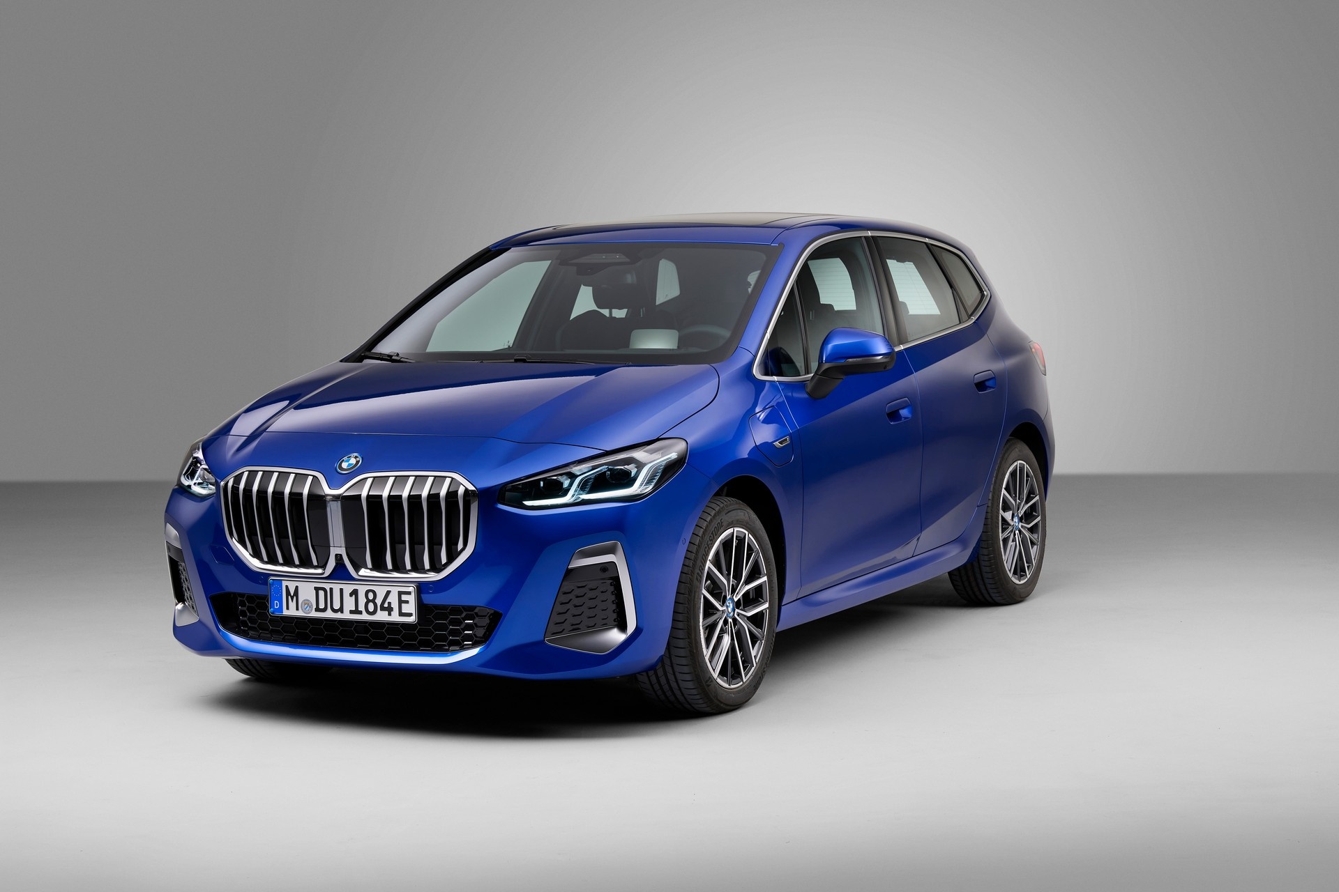 BMW 2-Series anh 5