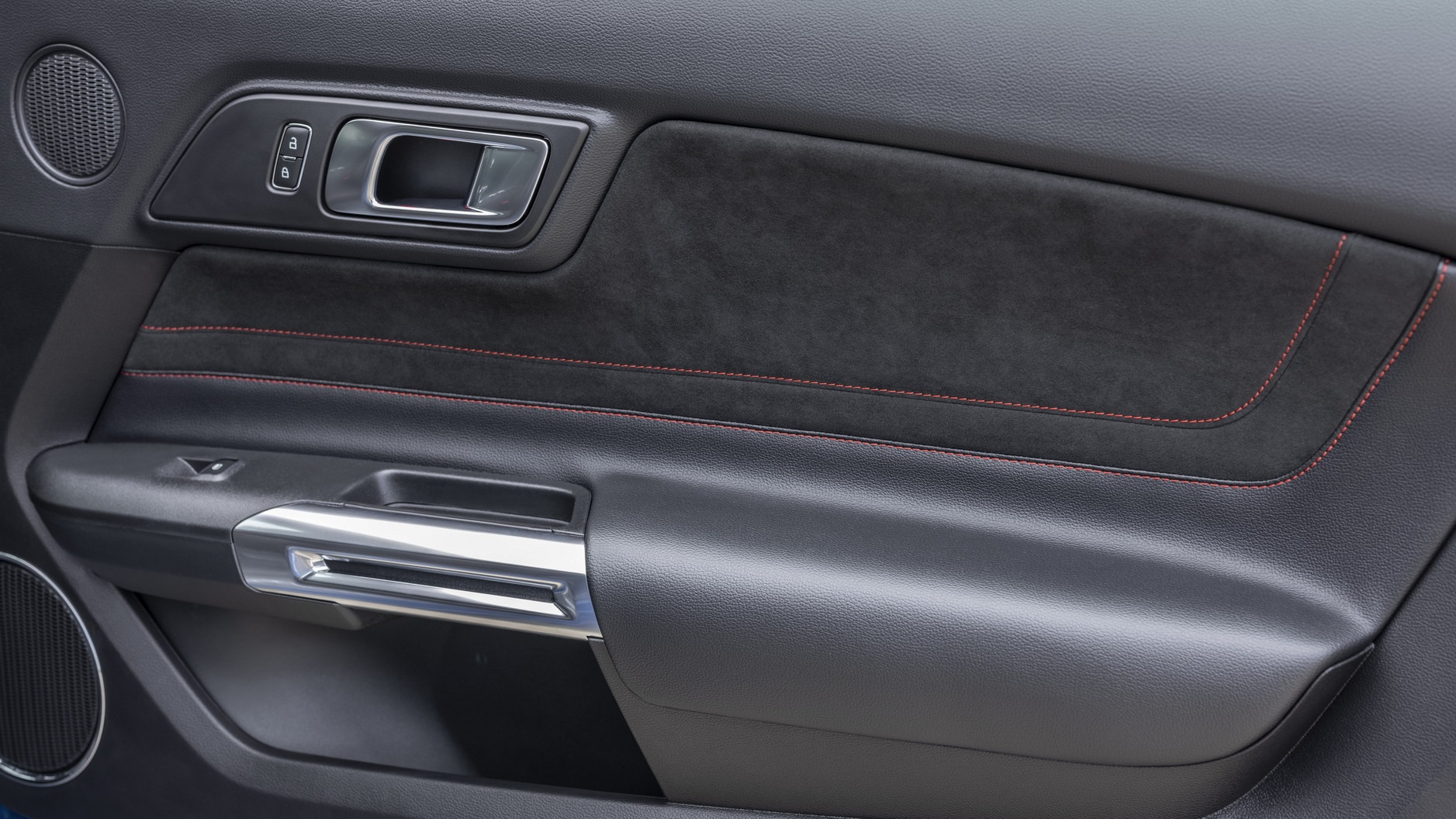 Ford Mustang 2022 anh 21