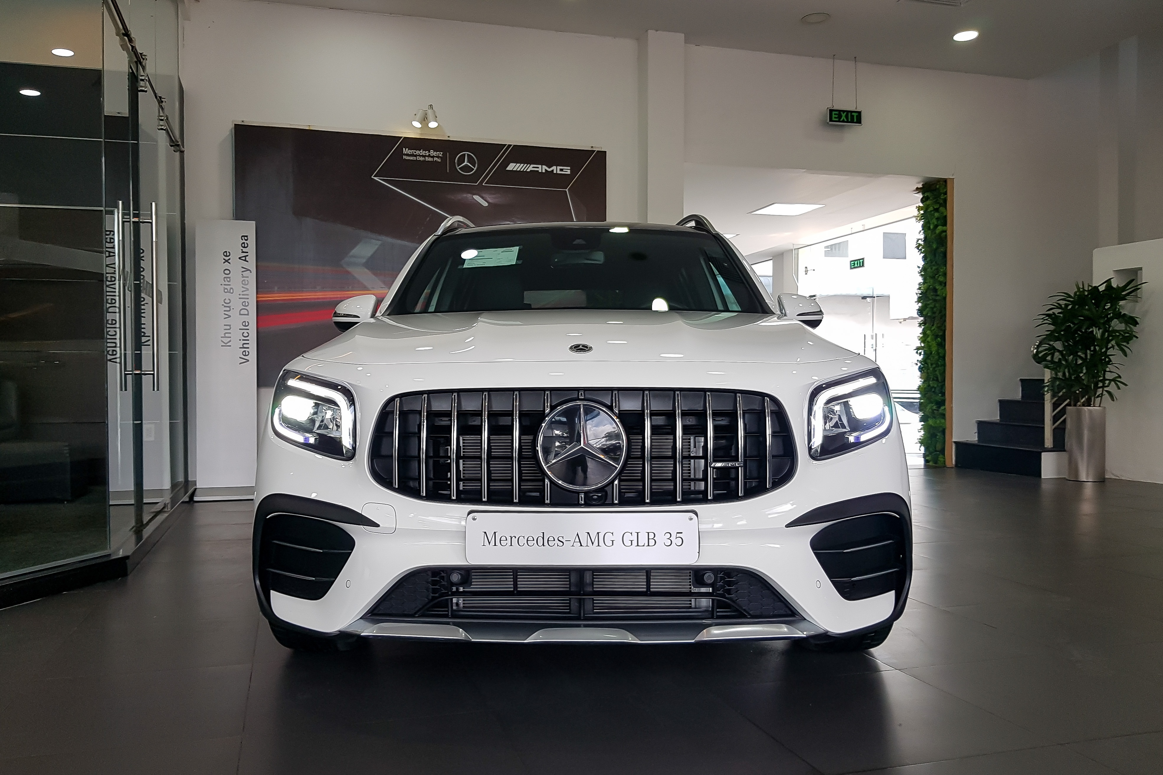 Mercedes-AMG GLB 35 anh 20