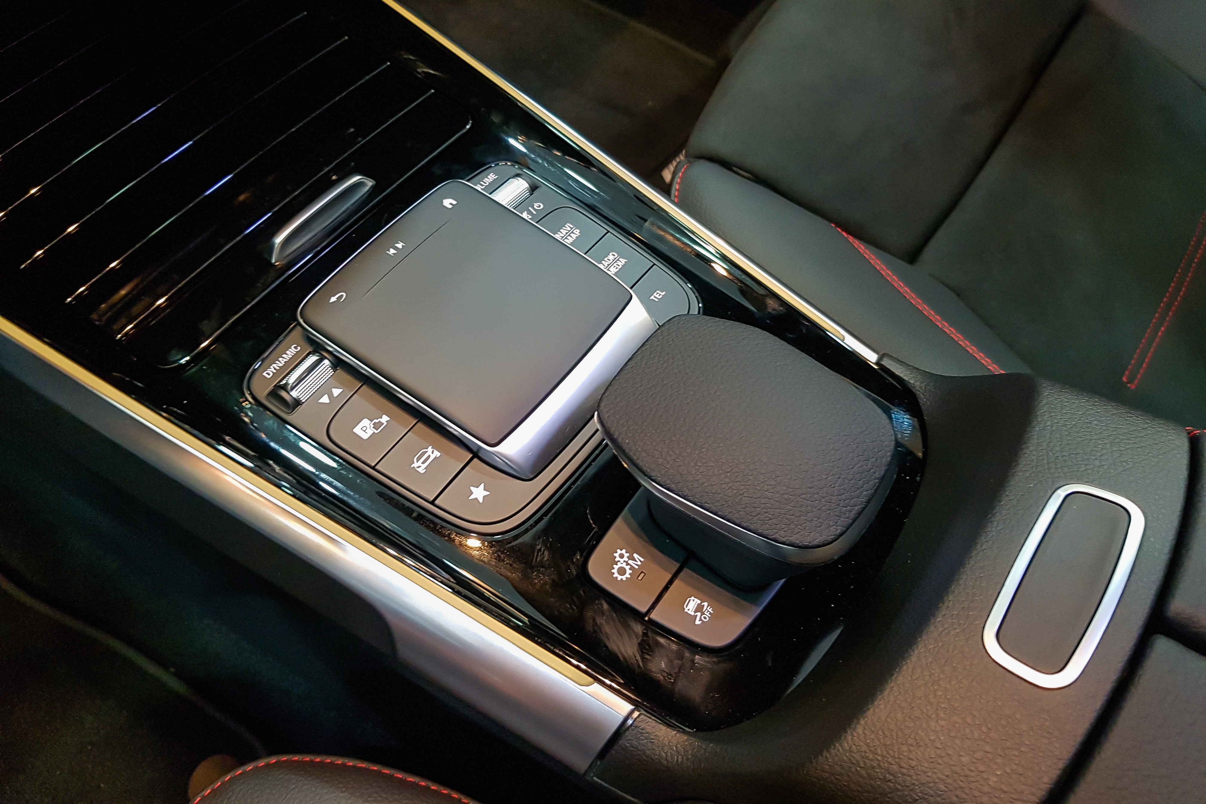 Mercedes-AMG GLB 35 anh 10