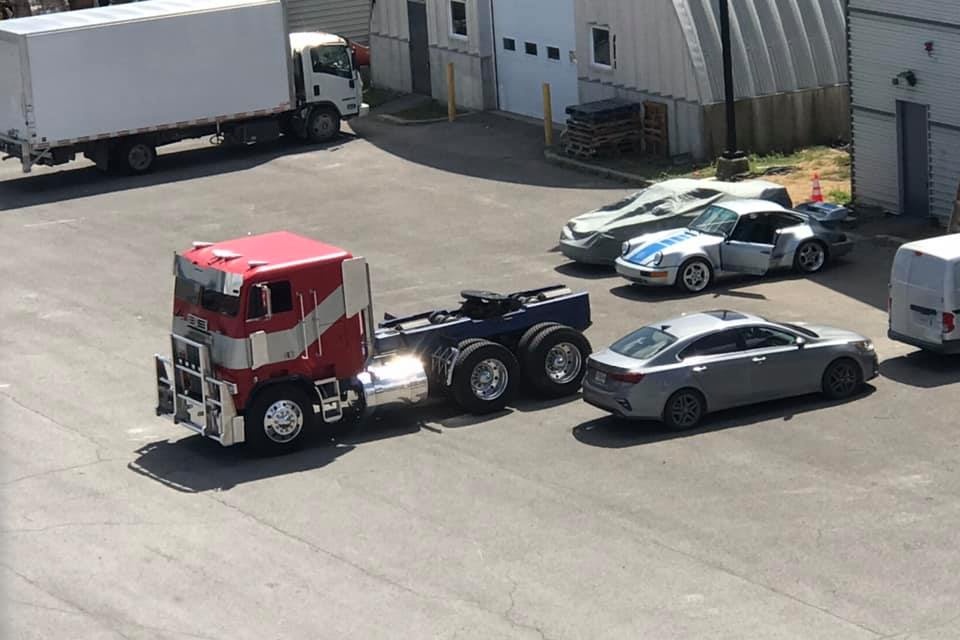 xe Transformers biến hình ảnh 1 xe Transformers bien hinh anh 1