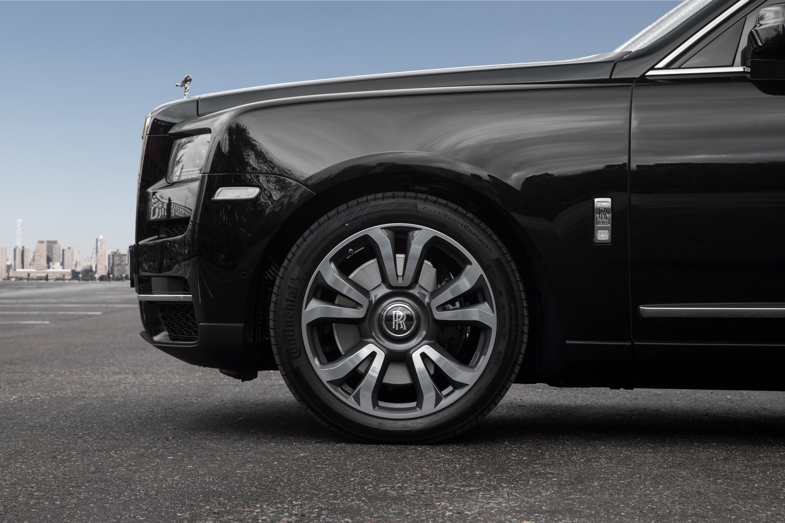 Rolls-Royce Cullinan phien ban chong dan anh 6
